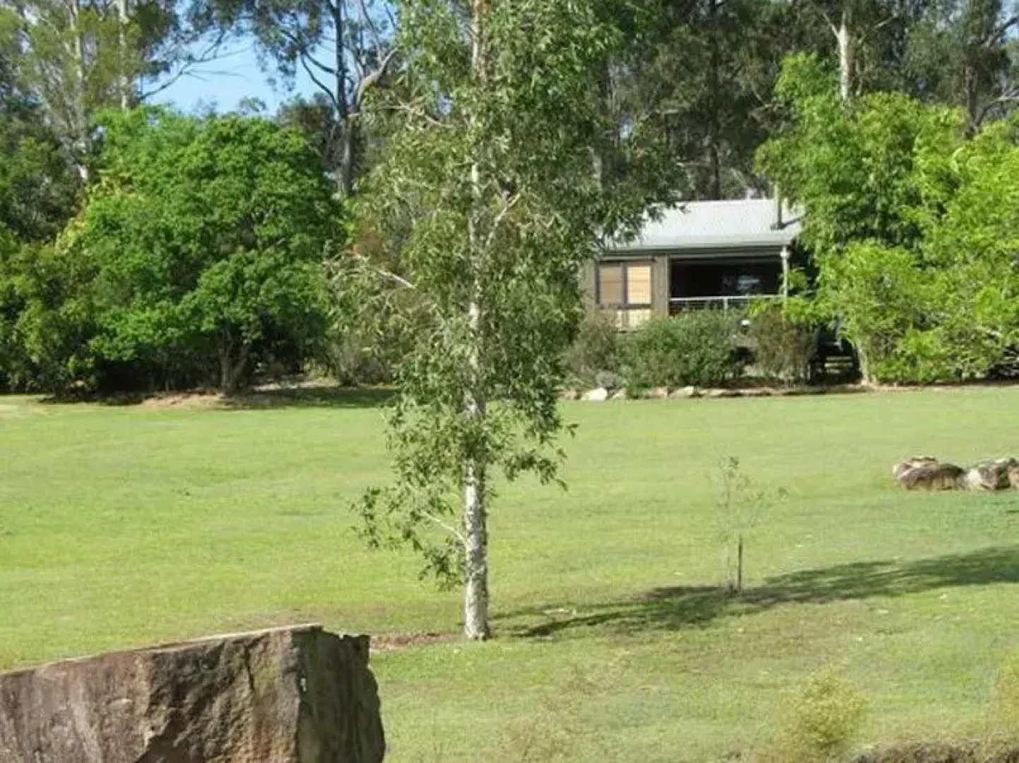 Tuckeroo Cottages & Gardens