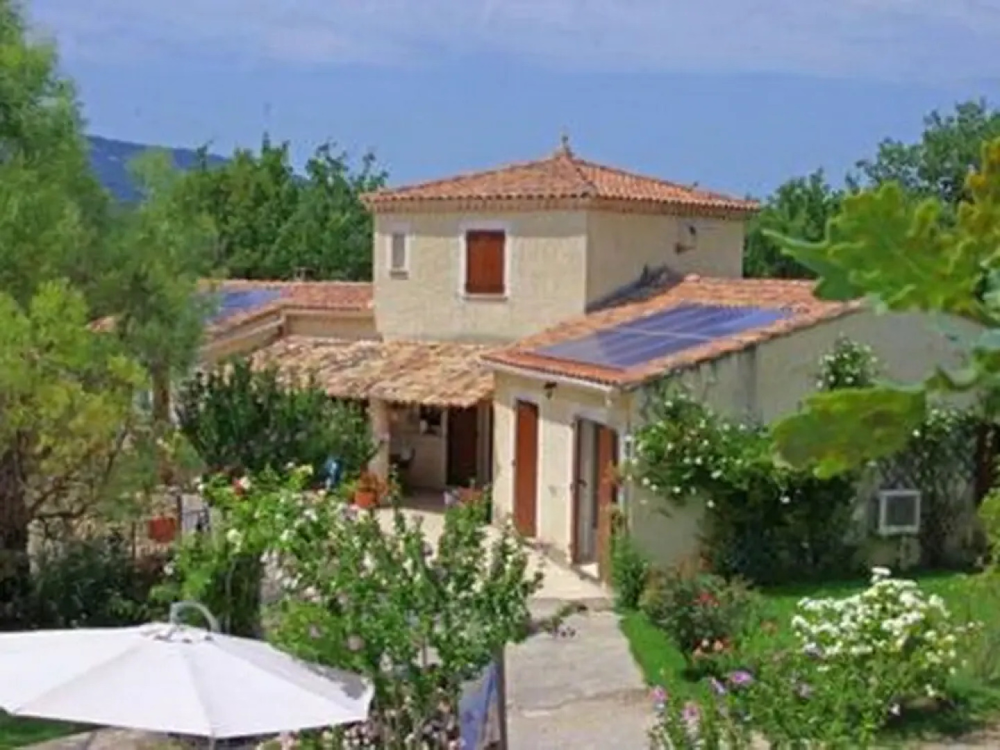 Villa With in Malaucène With Wonderful Mountain View Priv