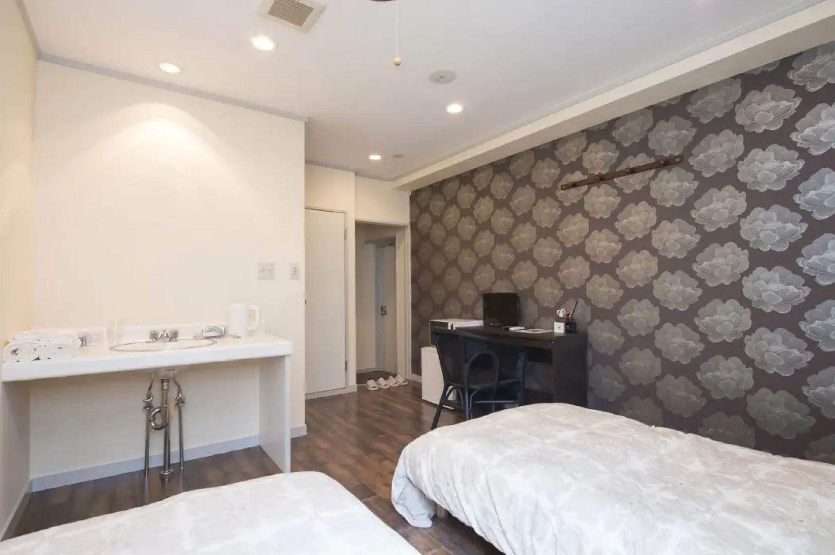 Kanazawa Station Hotel