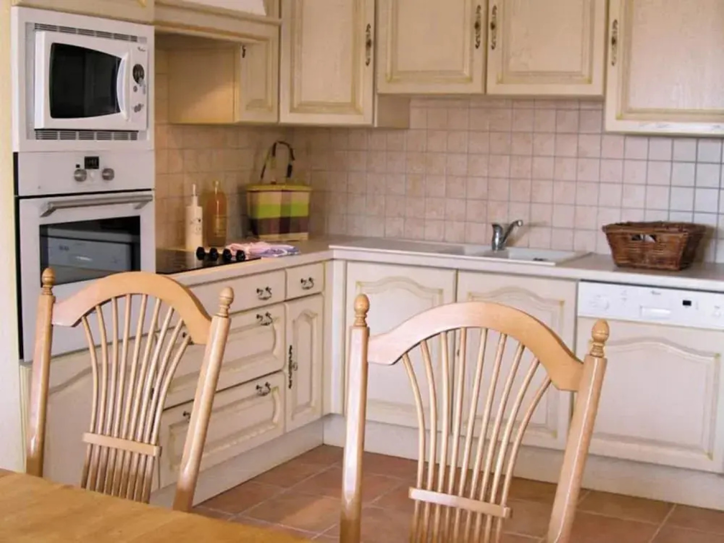 Comfortable apartment with dishwasher, close to the village