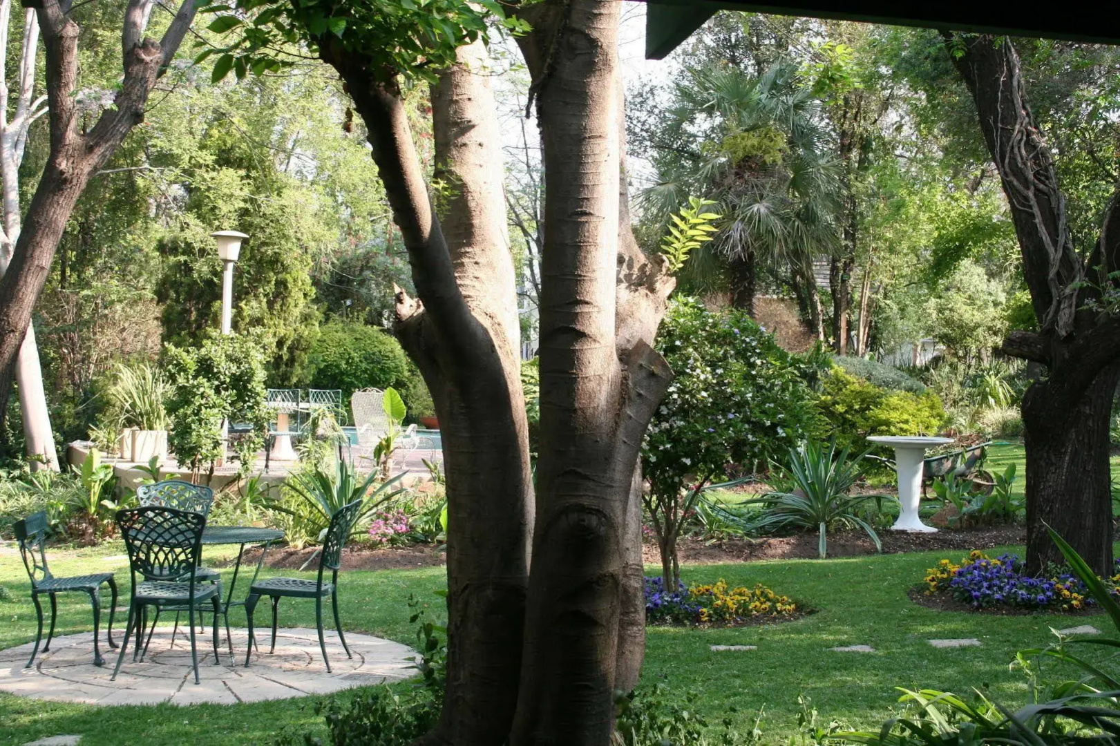 Riverbend Country House
