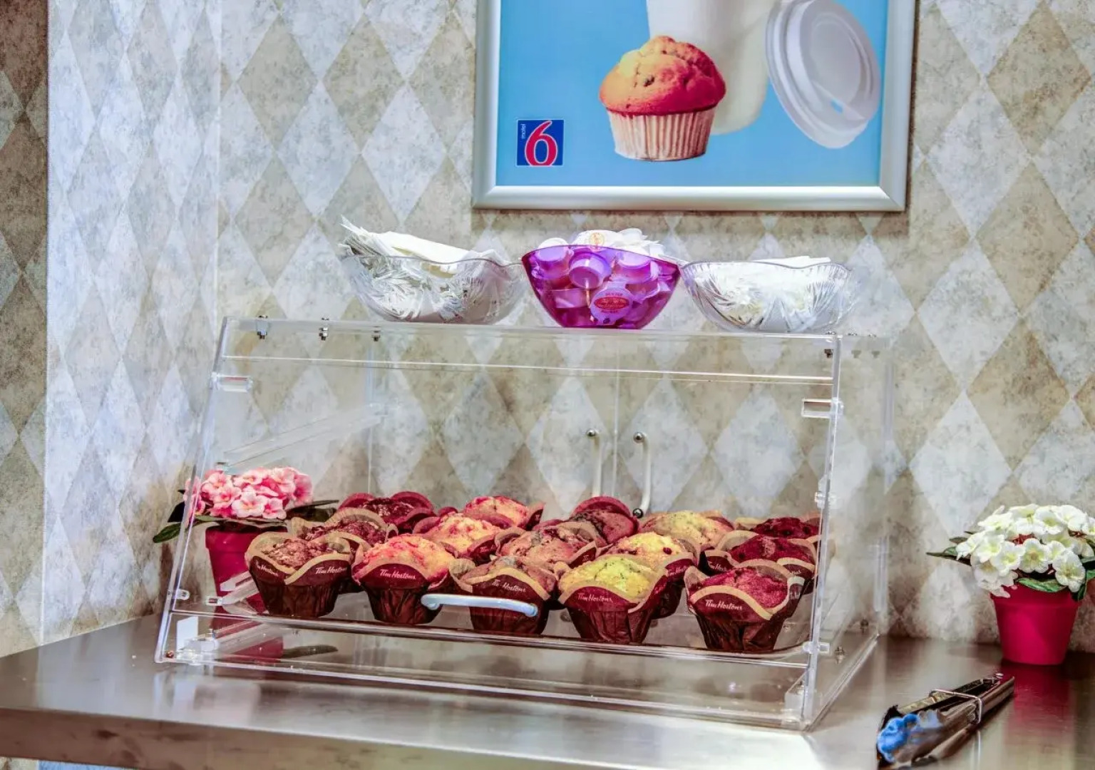 Motel 6 Huntsville, ON