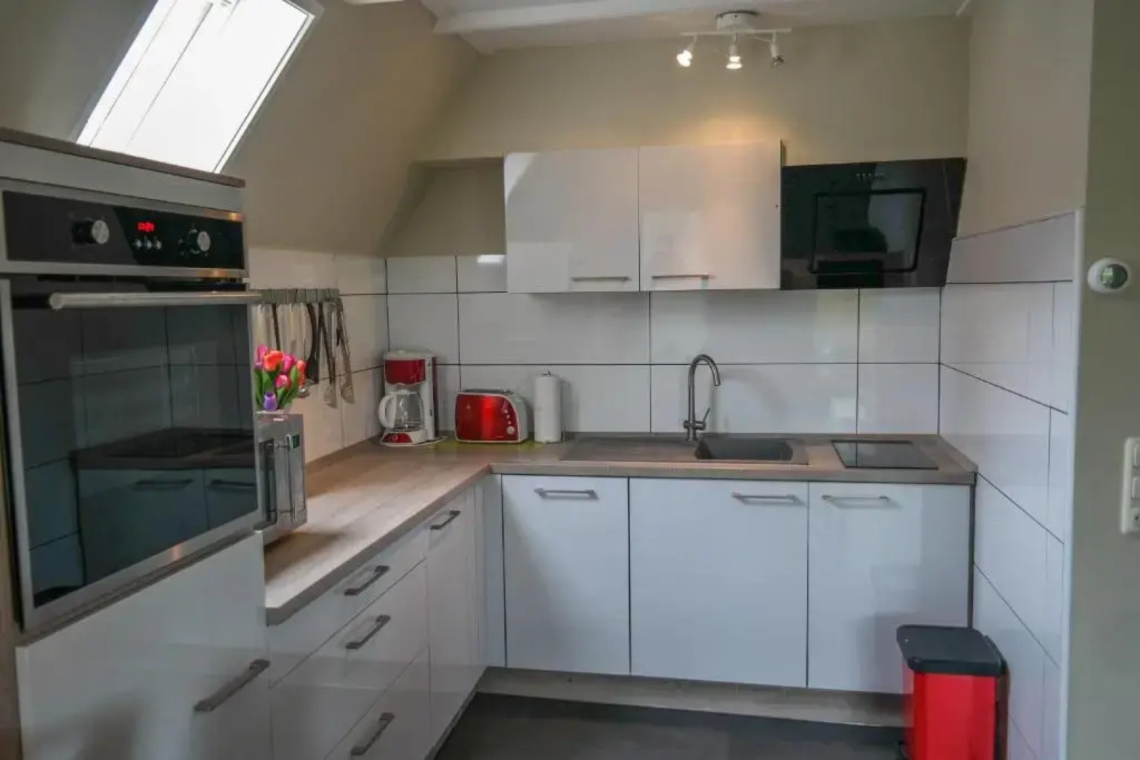 Merle 6 pers Modern holiday home with private fenced garden