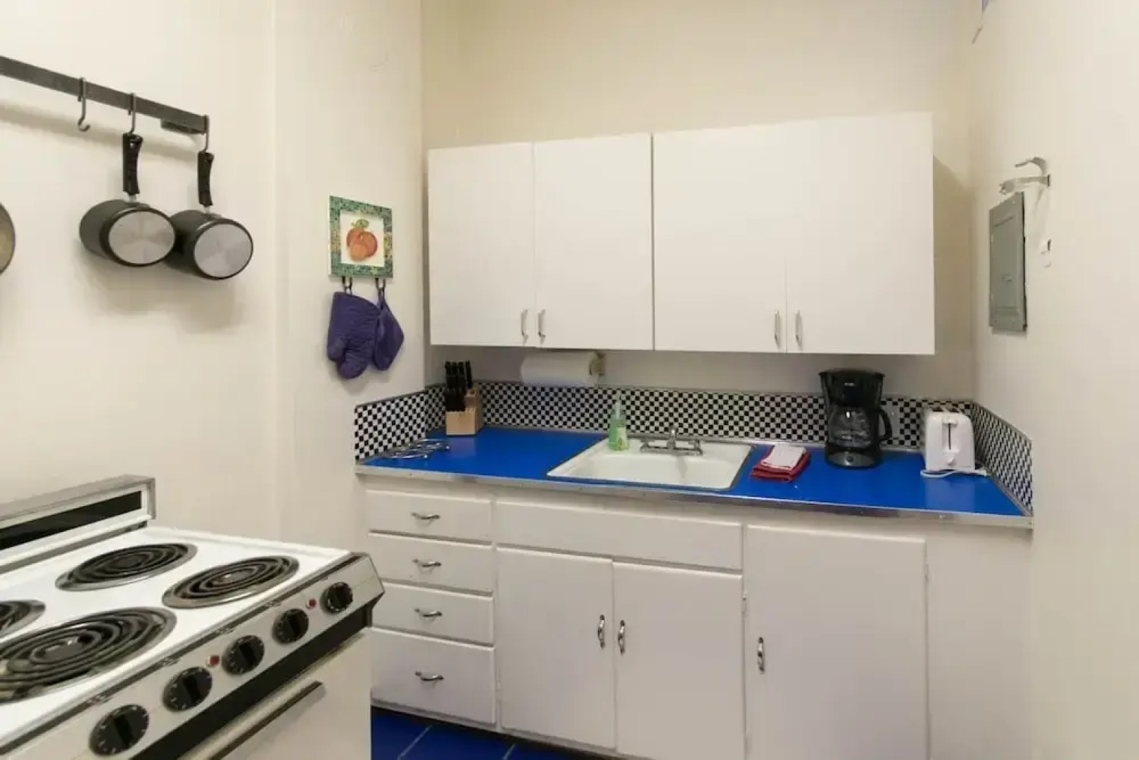 Bozeman - Studio Above Main