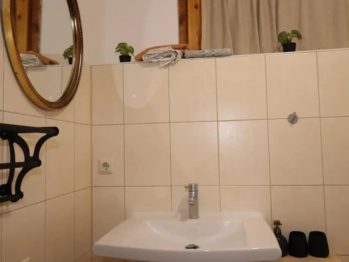 Rustic-style Apartment in Buschenhagen With Garden