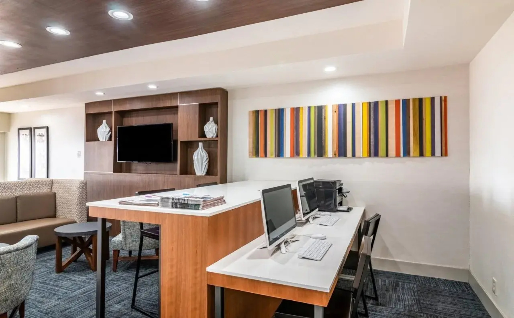 Holiday Inn Express & Suites Camarillo by IHG