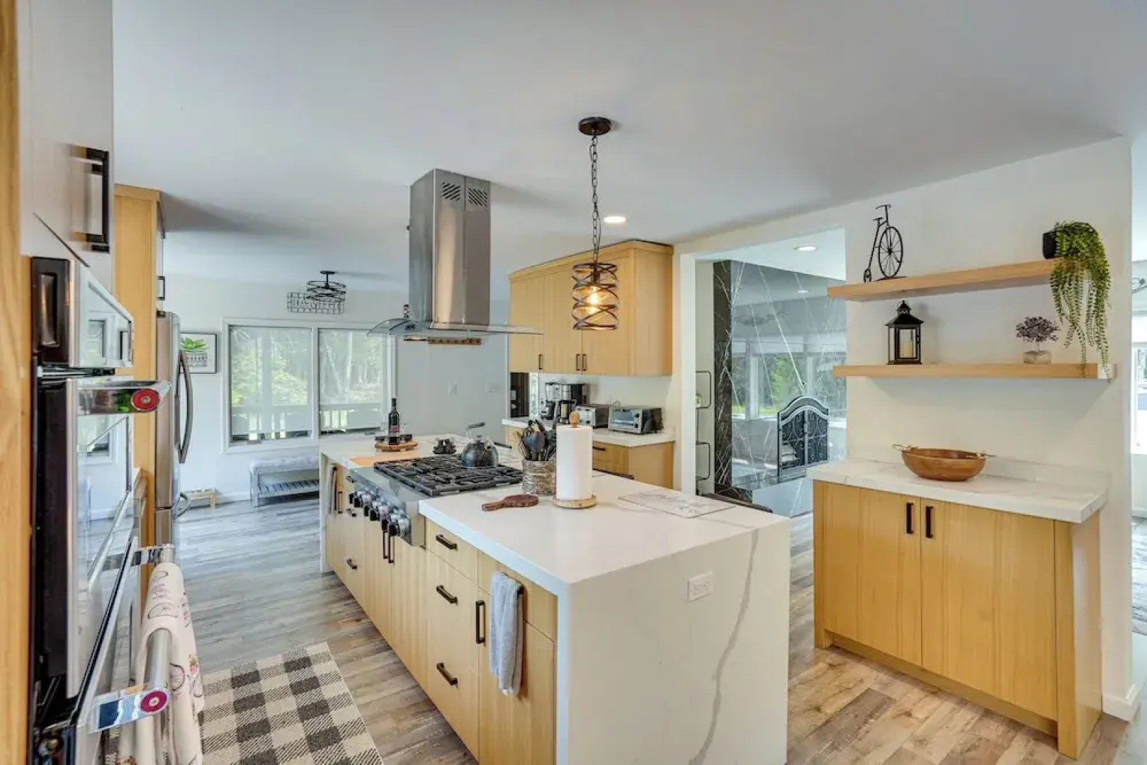 6 Mi to Hunter Mtn: Tannersville Retreat w/ Pool