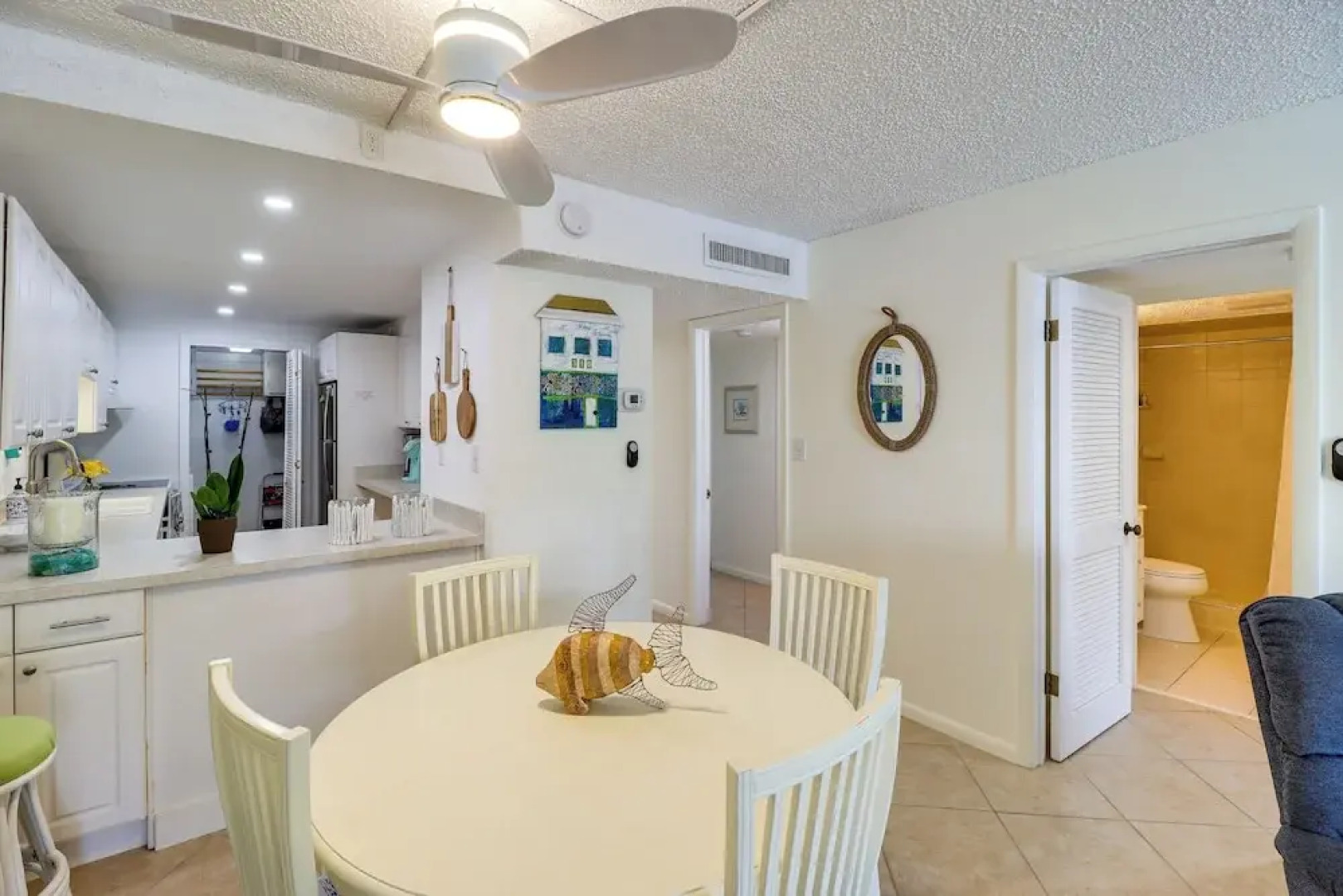Ocean-view Key Colony Beach Condo w/ Pool Access!