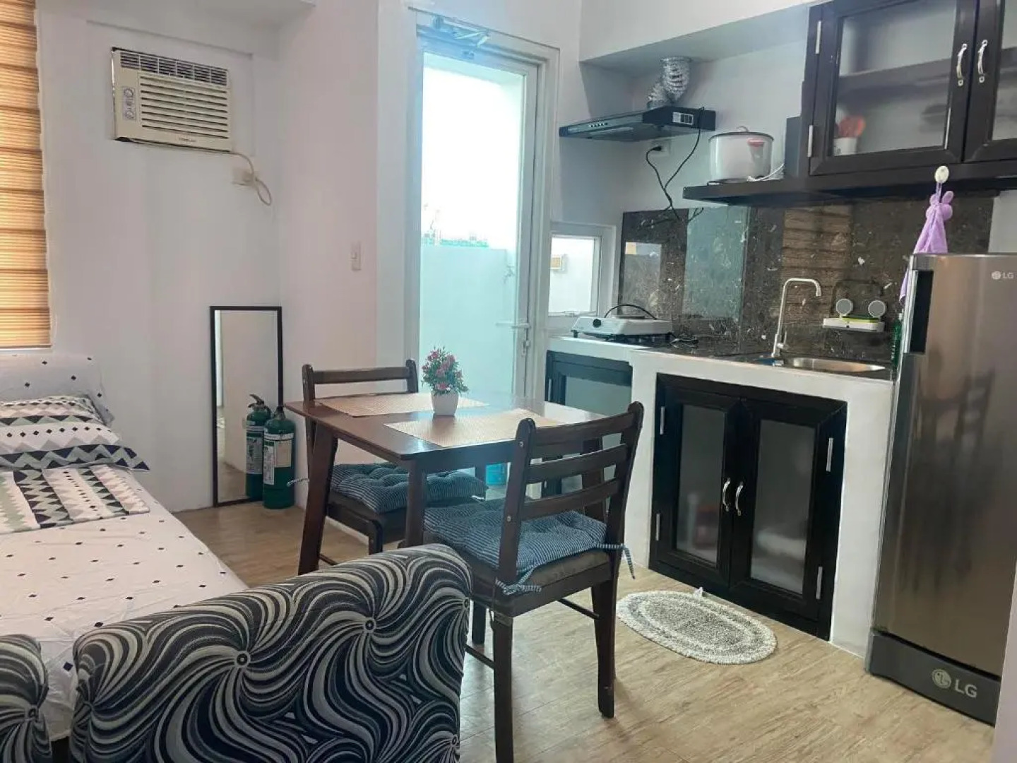 Alabang Staycation near Airport (NAIA)