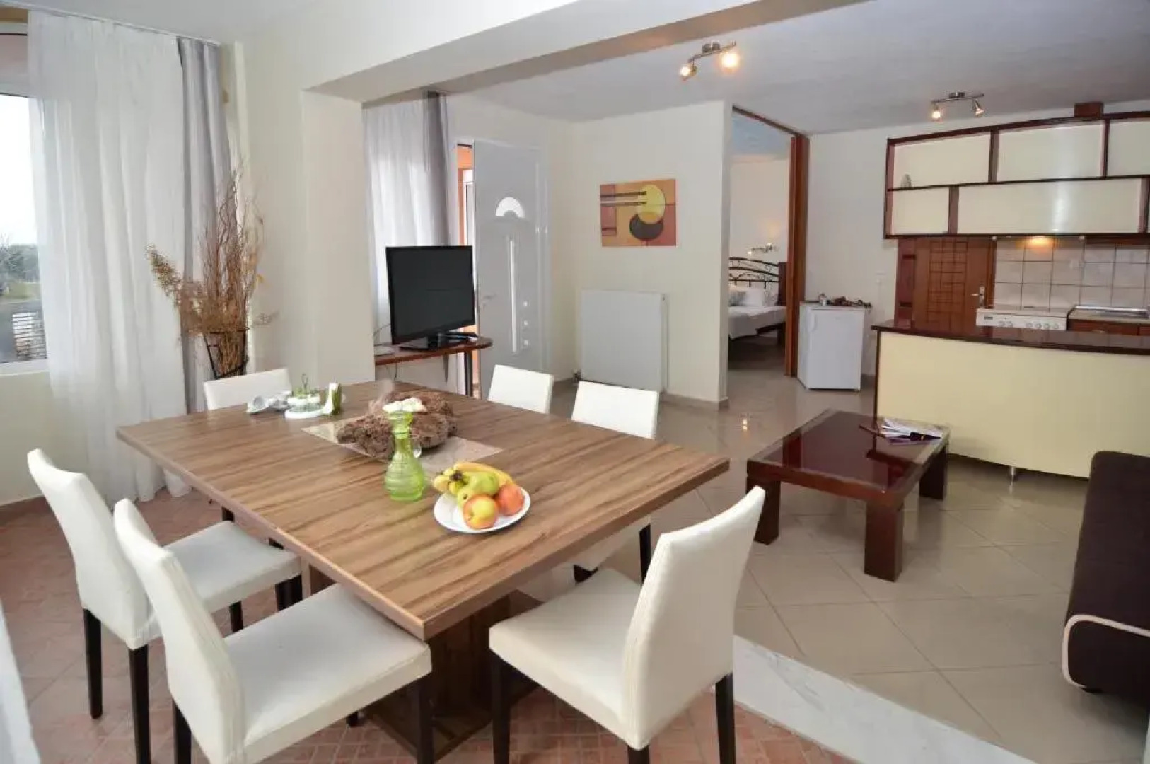 Kapahi Sea View Apartments & Suites