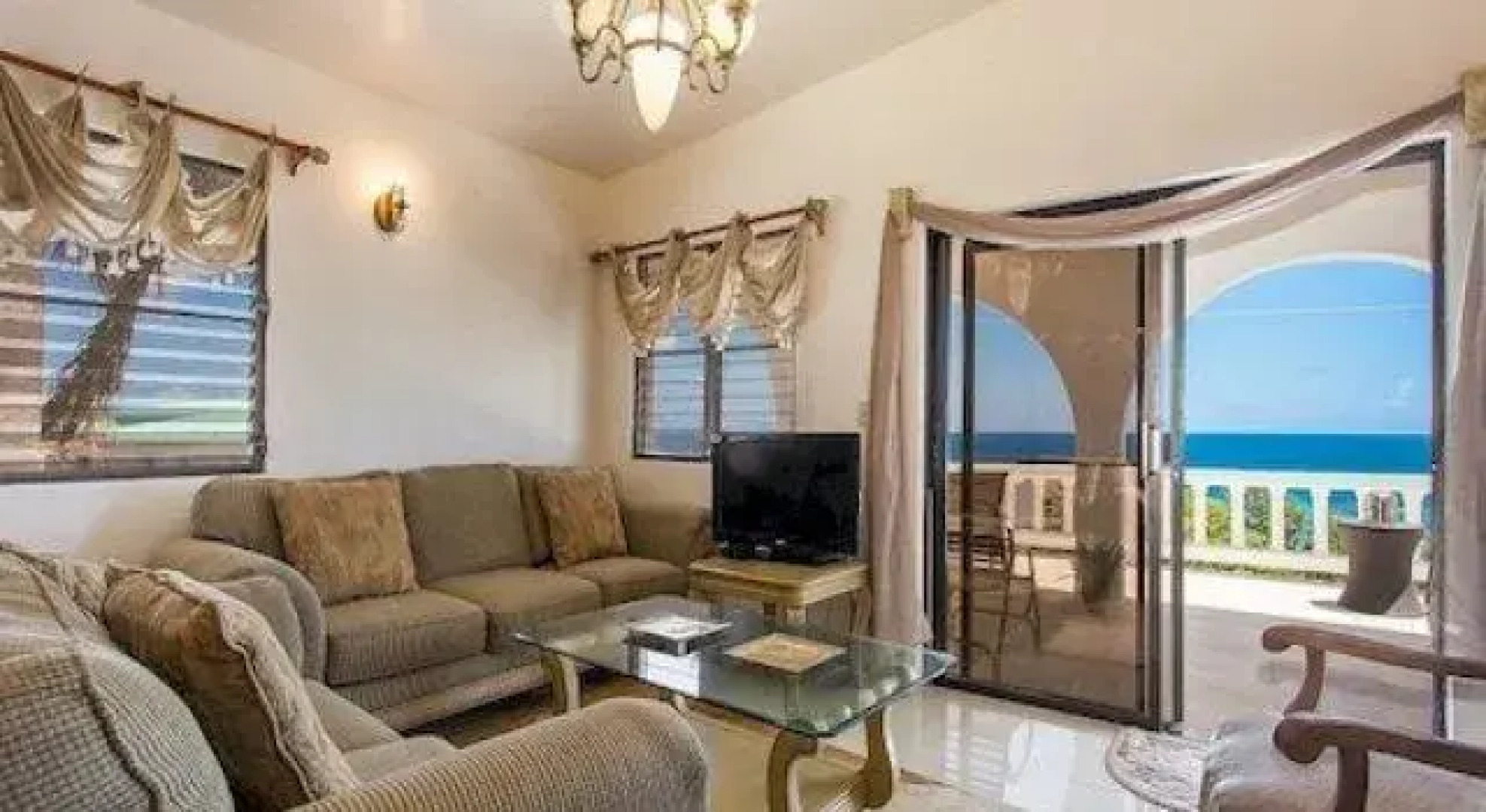 Secret's Oceanfront Vacation Villa