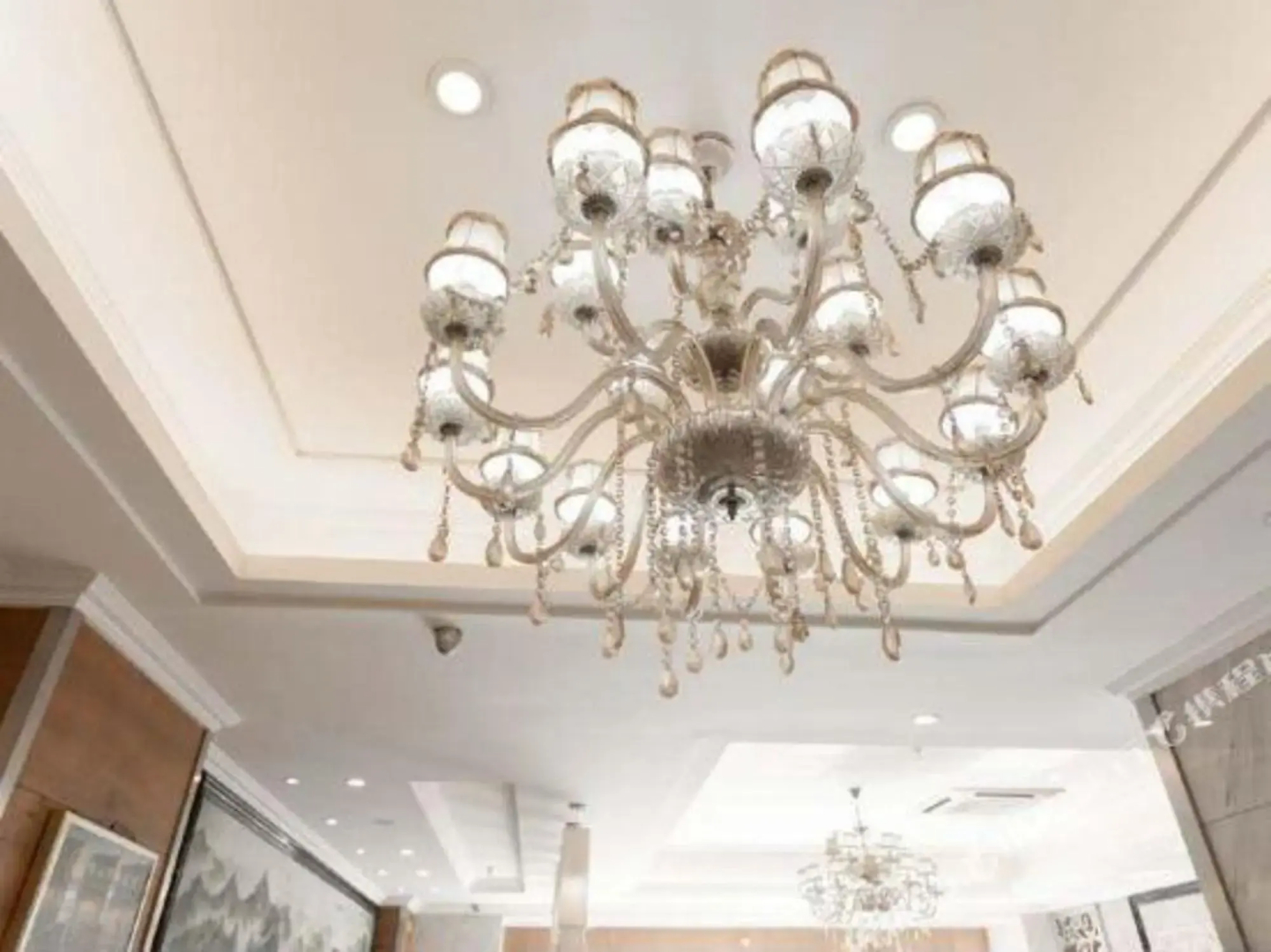 Meishan Business Hotel