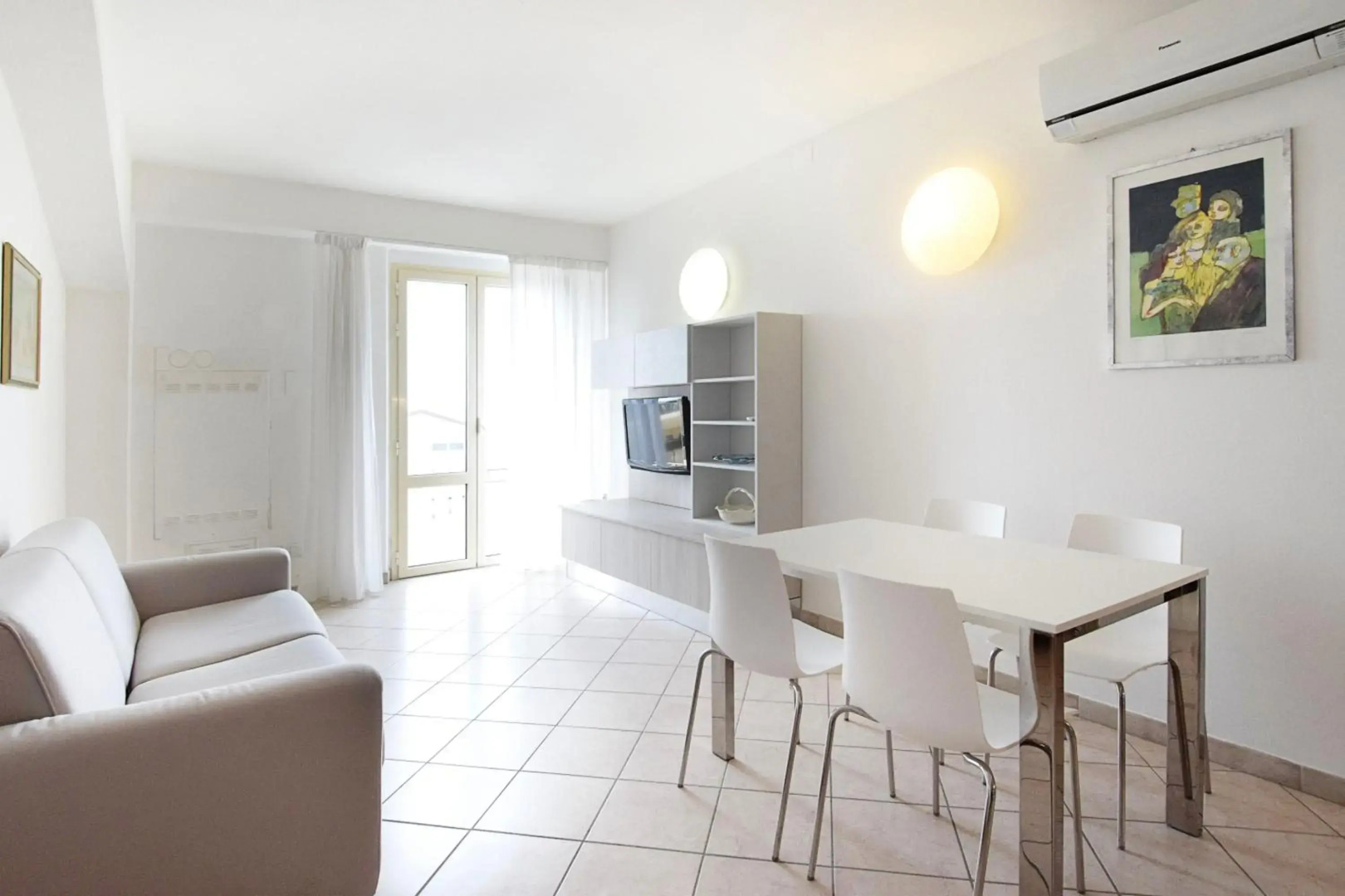 Hotel Capri & Residence