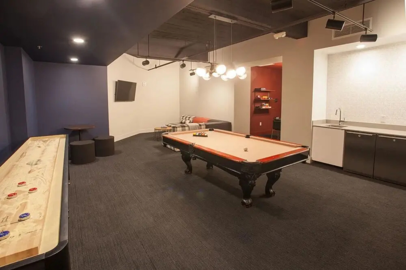 MONTCLAIR - Modern CWE Apts near BJC by Zencity