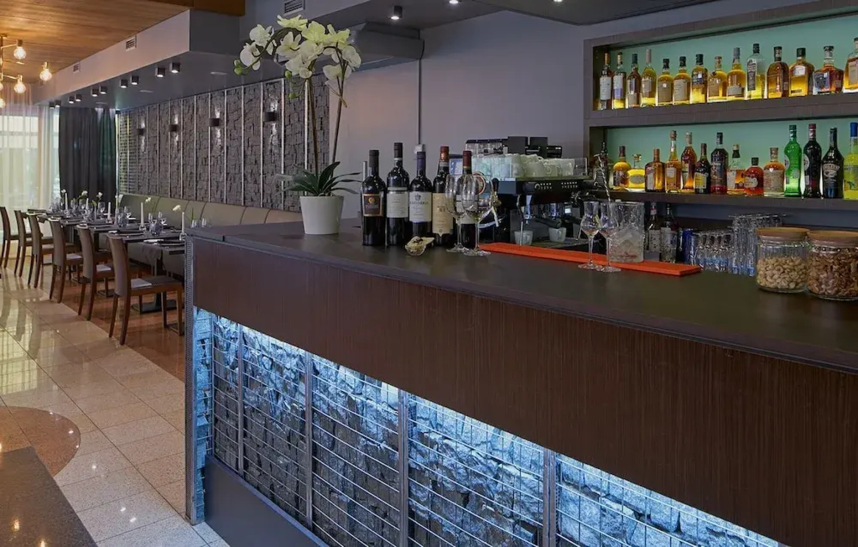 Отель Amber Sea