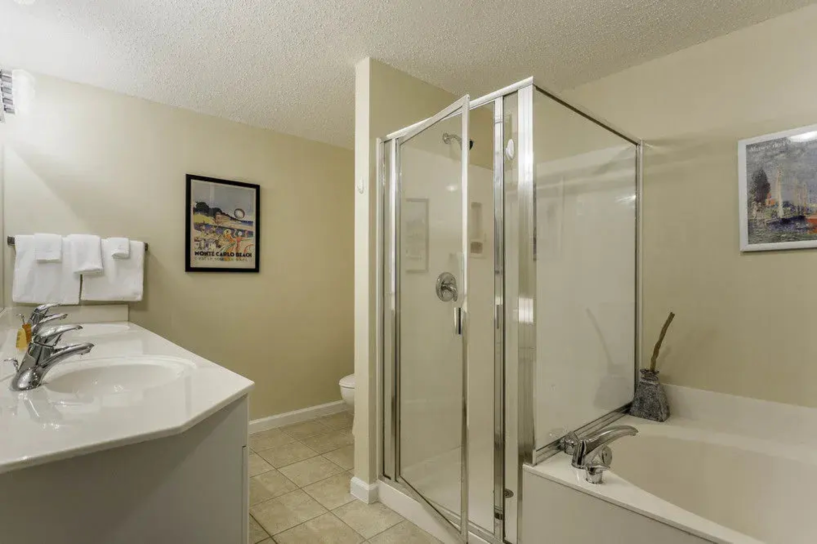 Windemere Condominiums