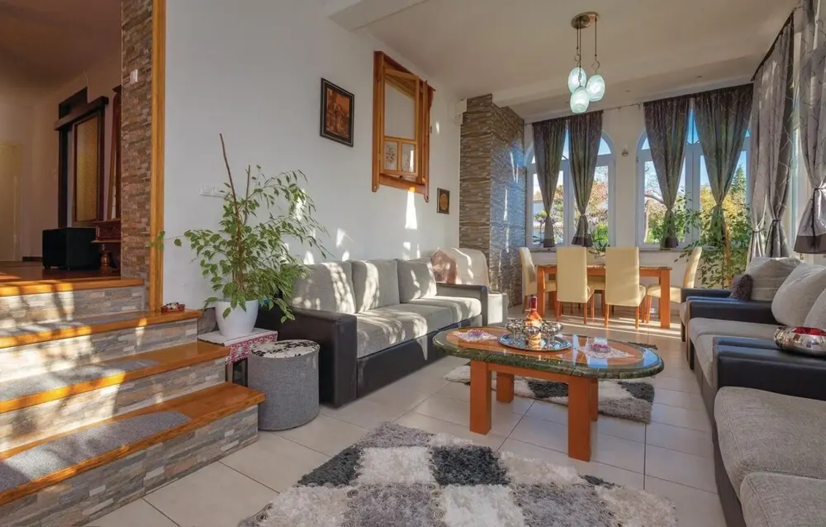 Beautiful Home in Crikvenica With Wifi and 6 Bedrooms