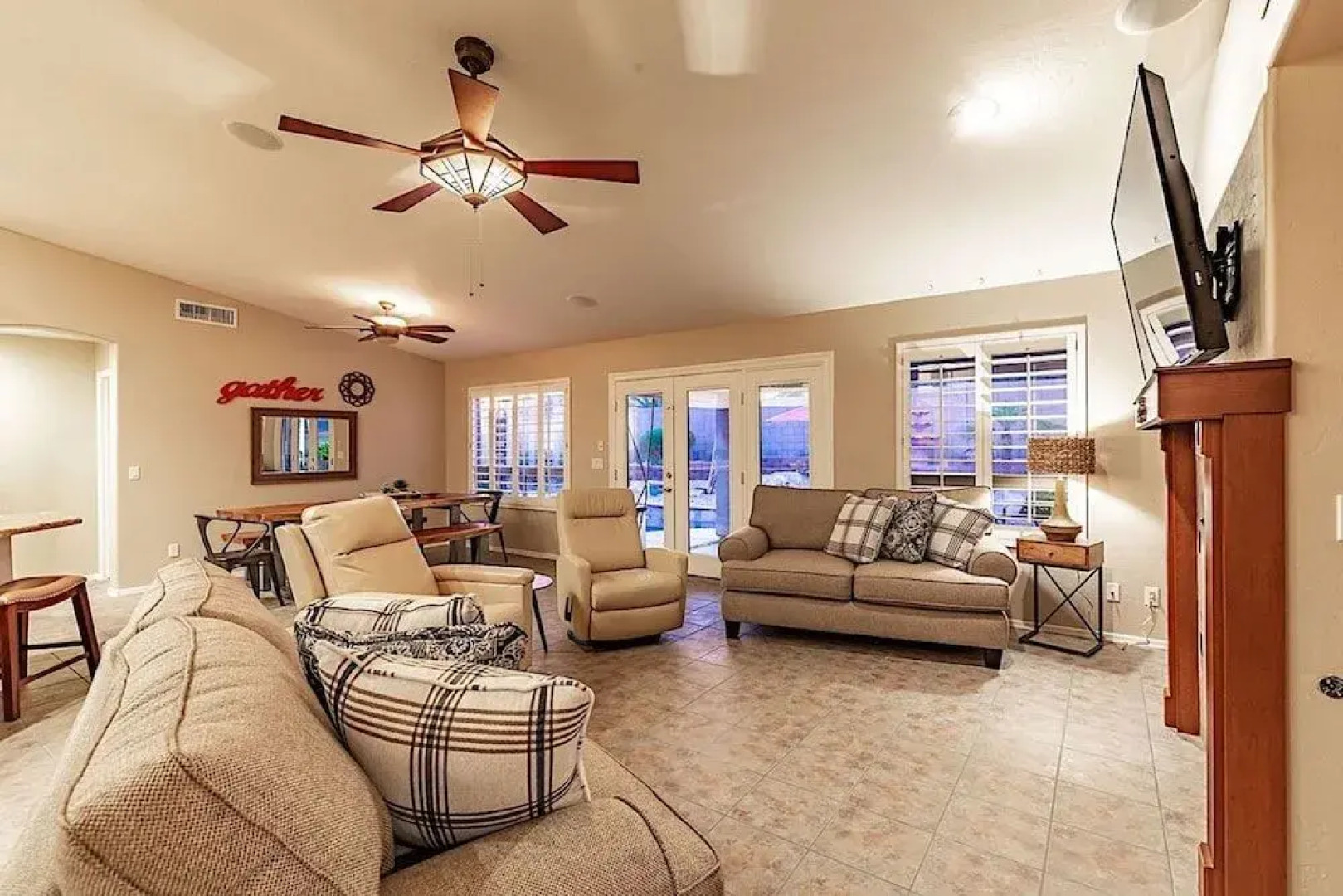 Estrella Grand 4BR by Casago