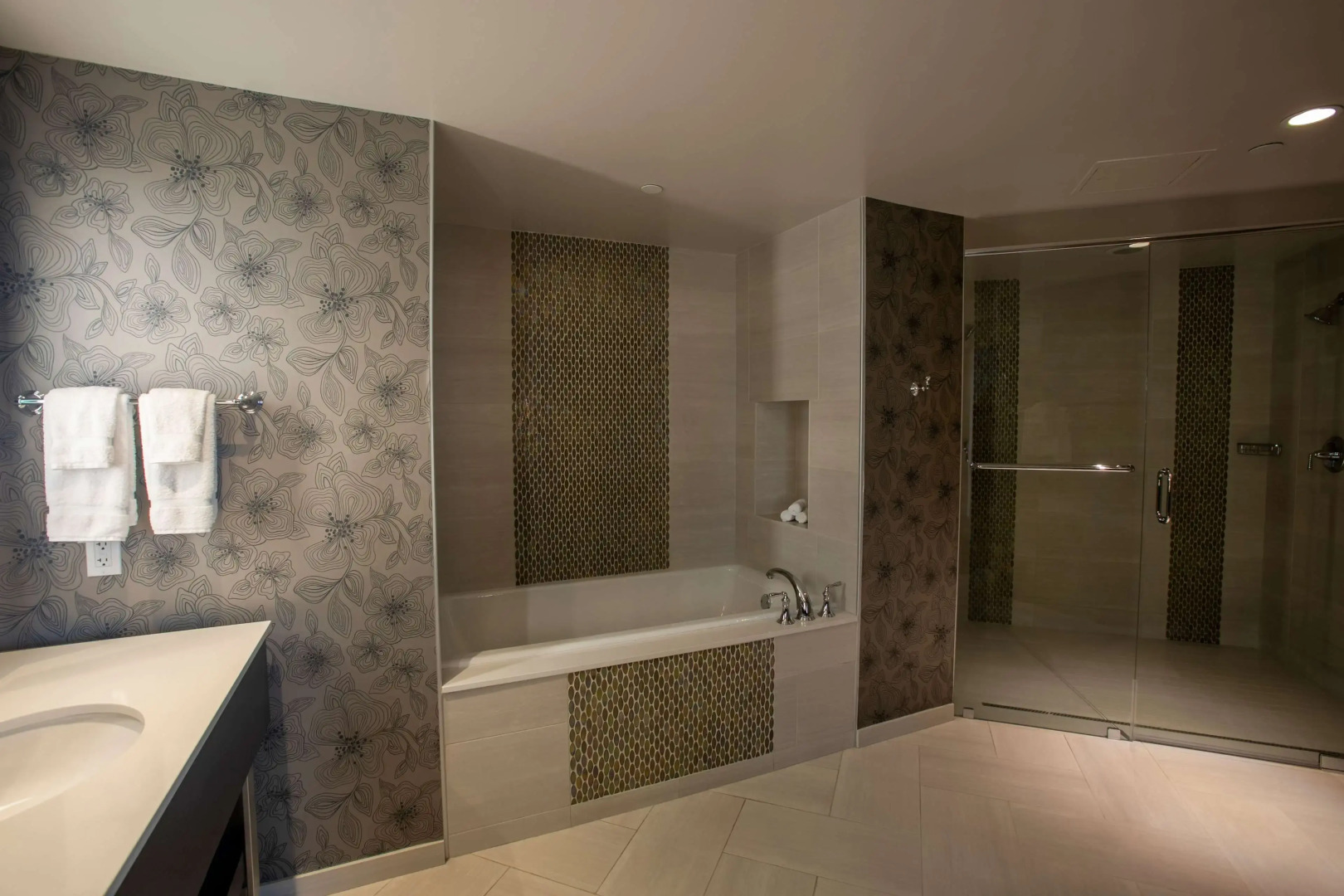 Wyndham Grand Jupiter at Harbourside Place