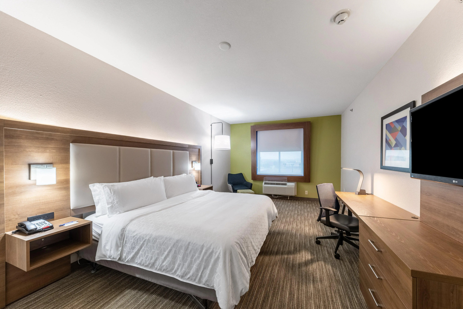 Holiday Inn Express & Suites Fort Worth - Fossil Creek by IHG
