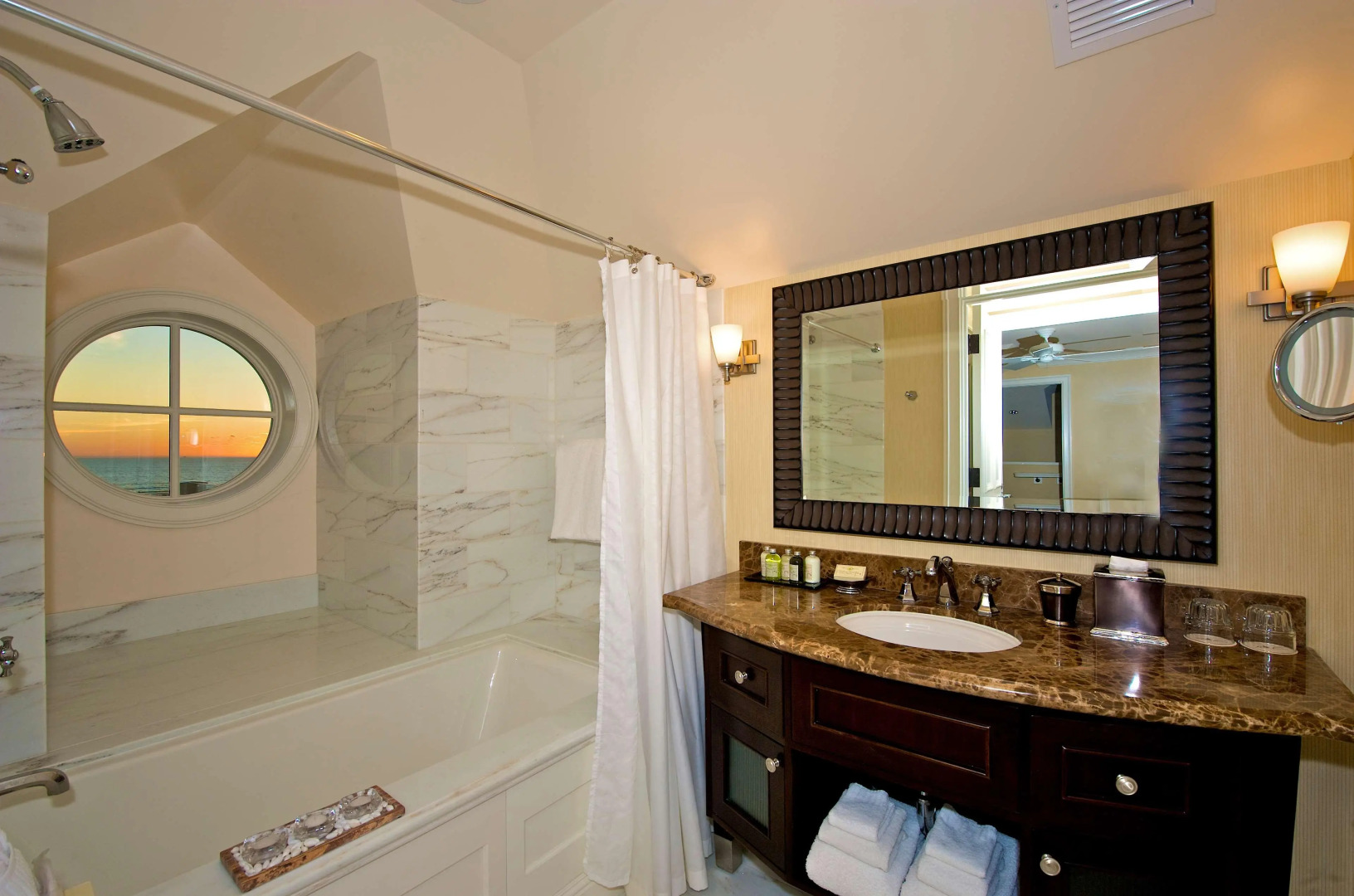 Beach Village at The Del, LXR Hotels & Resorts