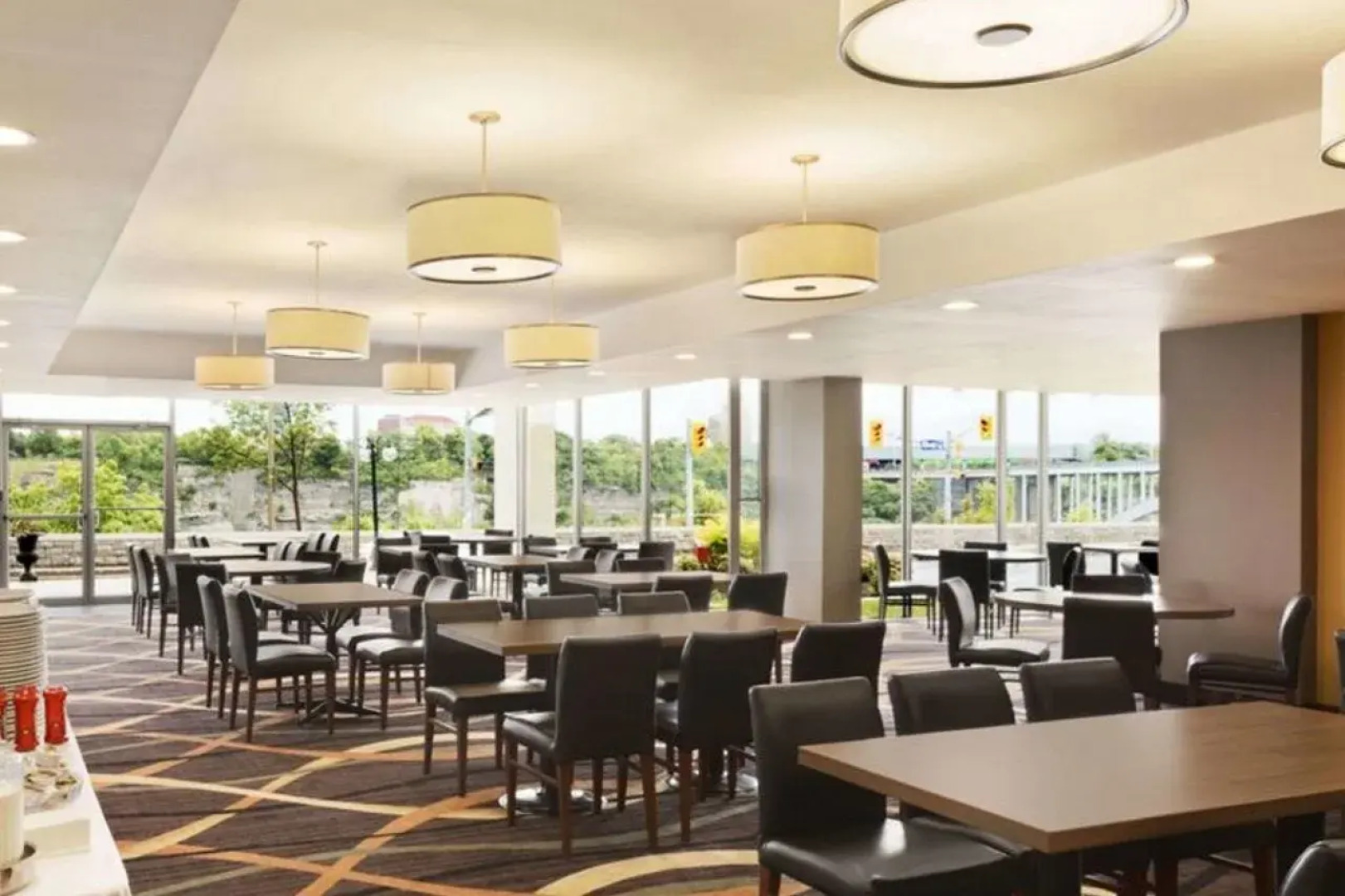 Travelodge by Wyndham Niagara Falls Fallsview