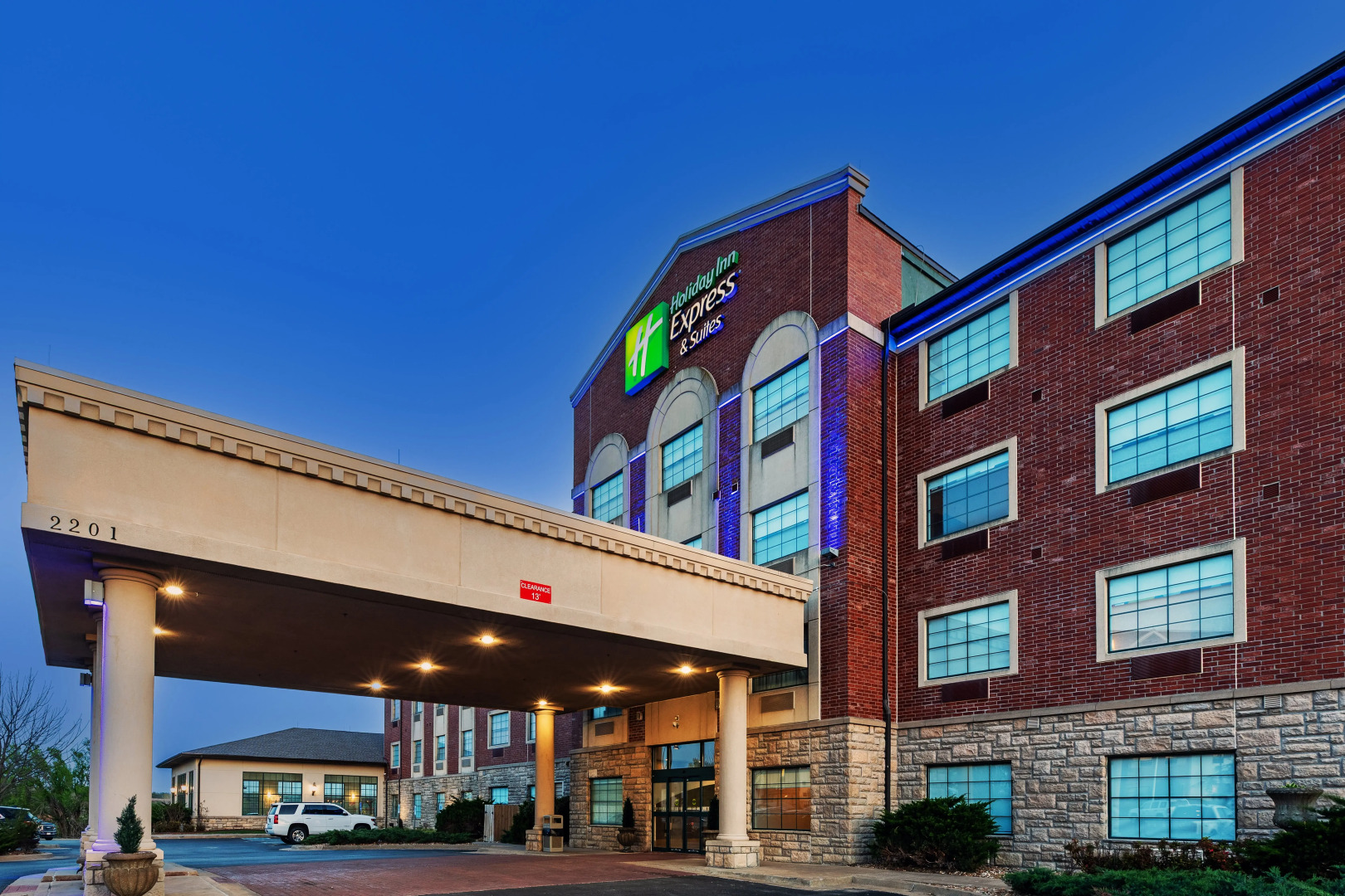 Holiday Inn Express & Suites Tulsa S Broken Arrow Hwy 51 by IHG