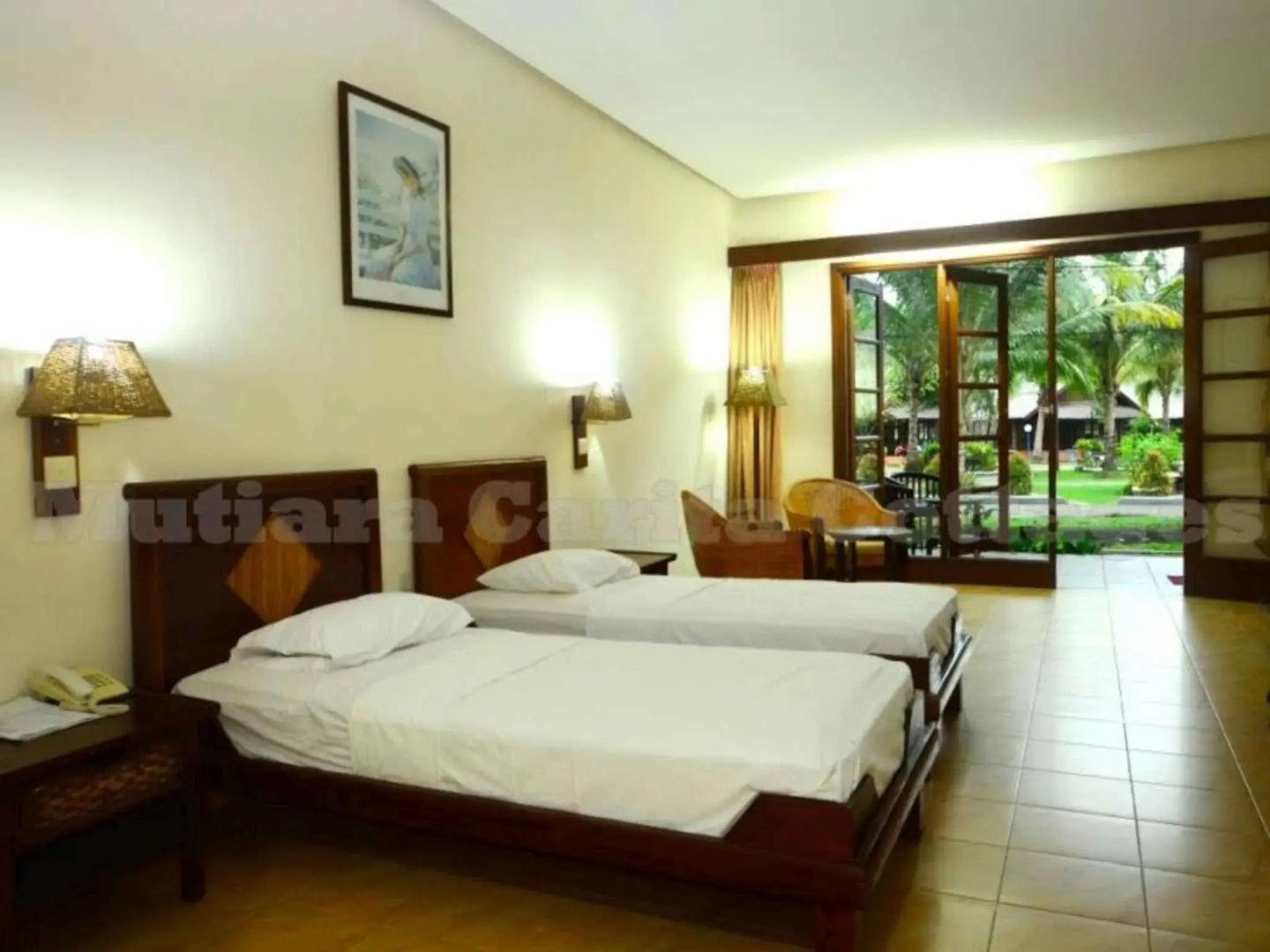 Mutiara Carita Cottages