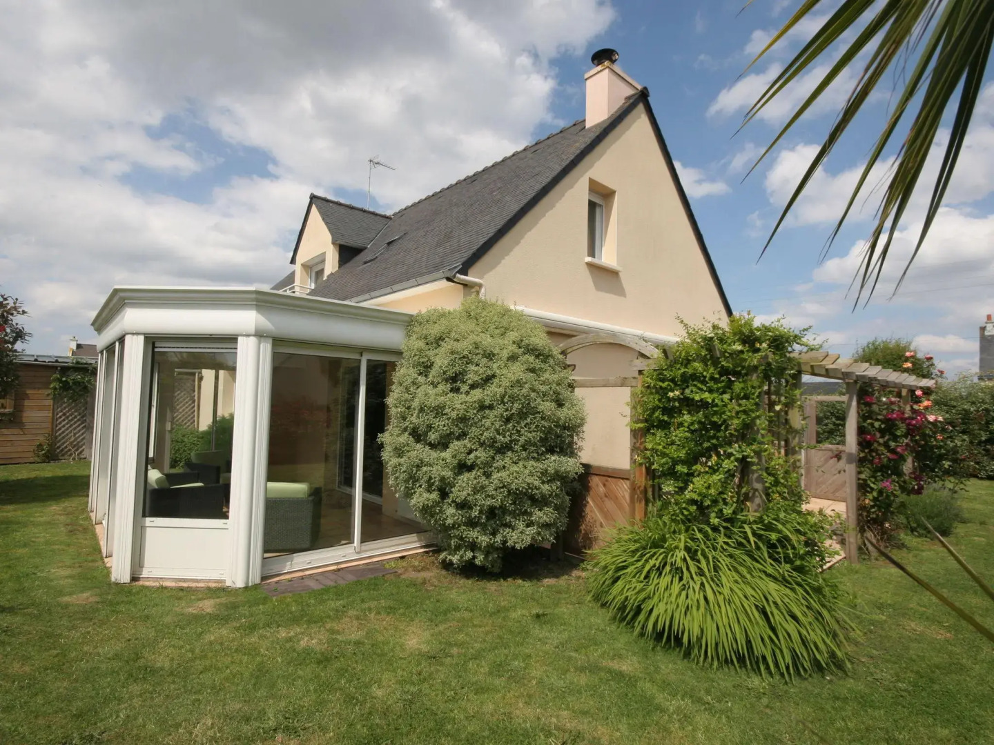 Authentic Villa in Erdeven France With Jacuzzi