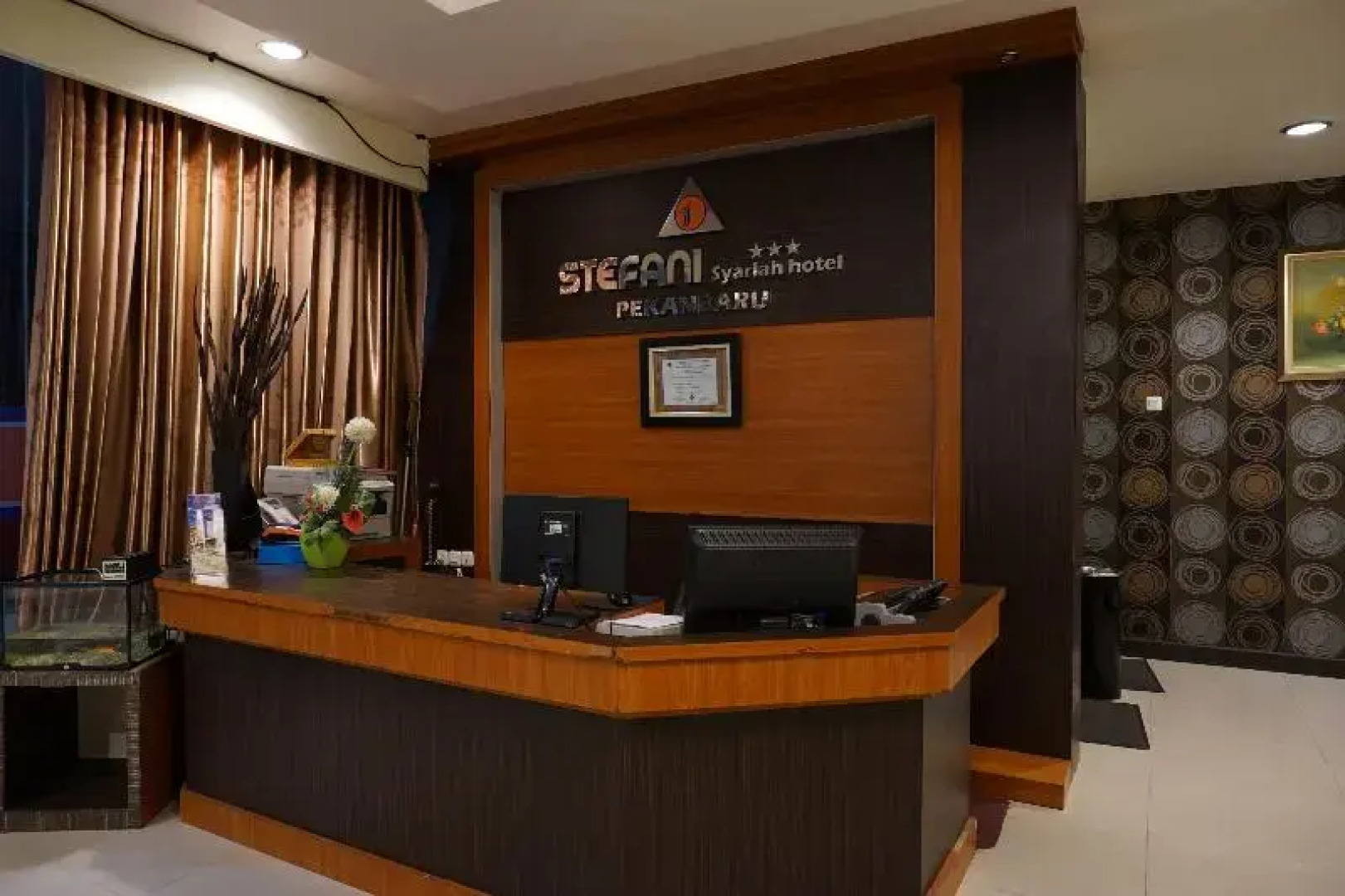 OYO 1161 Stefani City Hotel