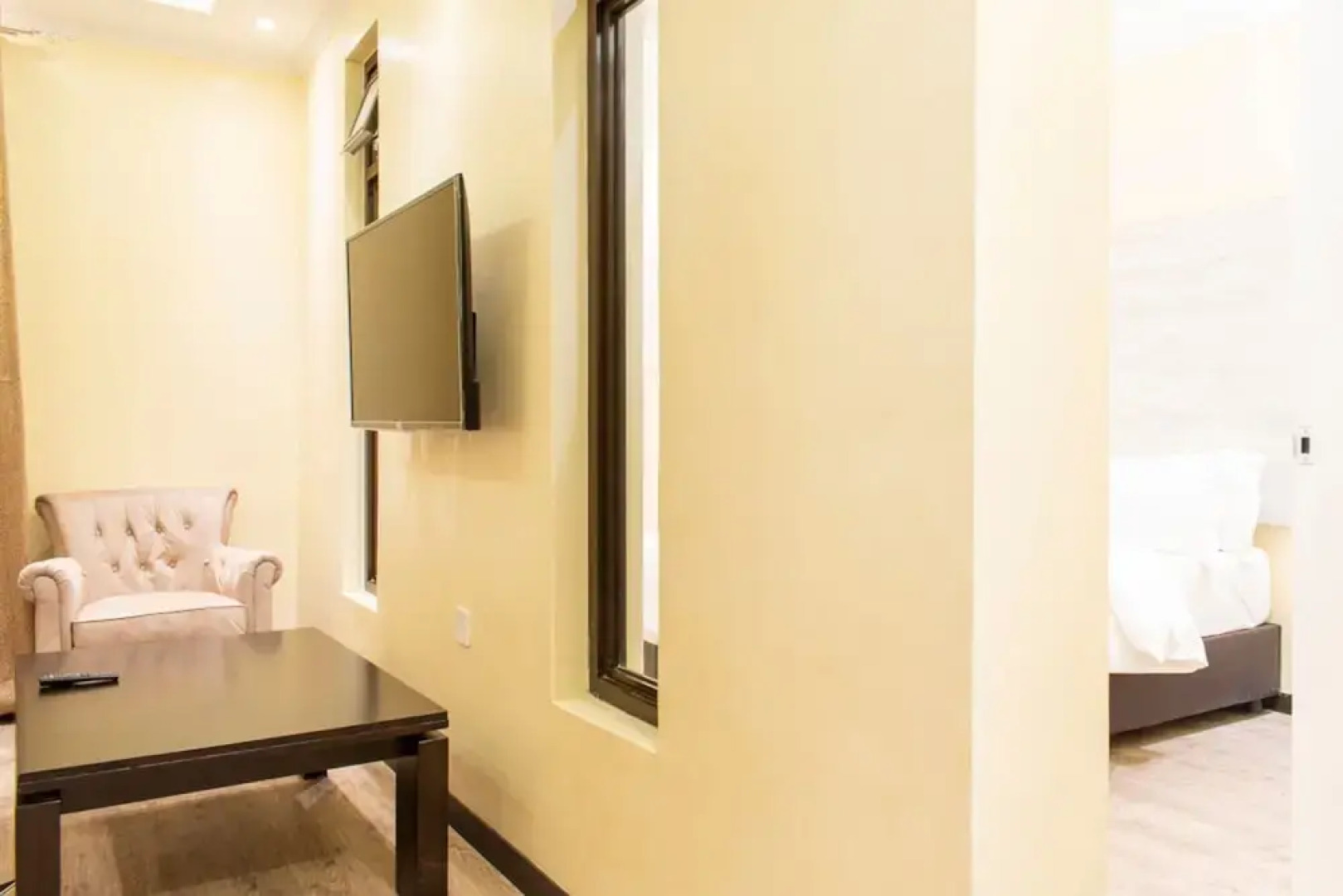 Zebu Lodge And Luxury Hotel