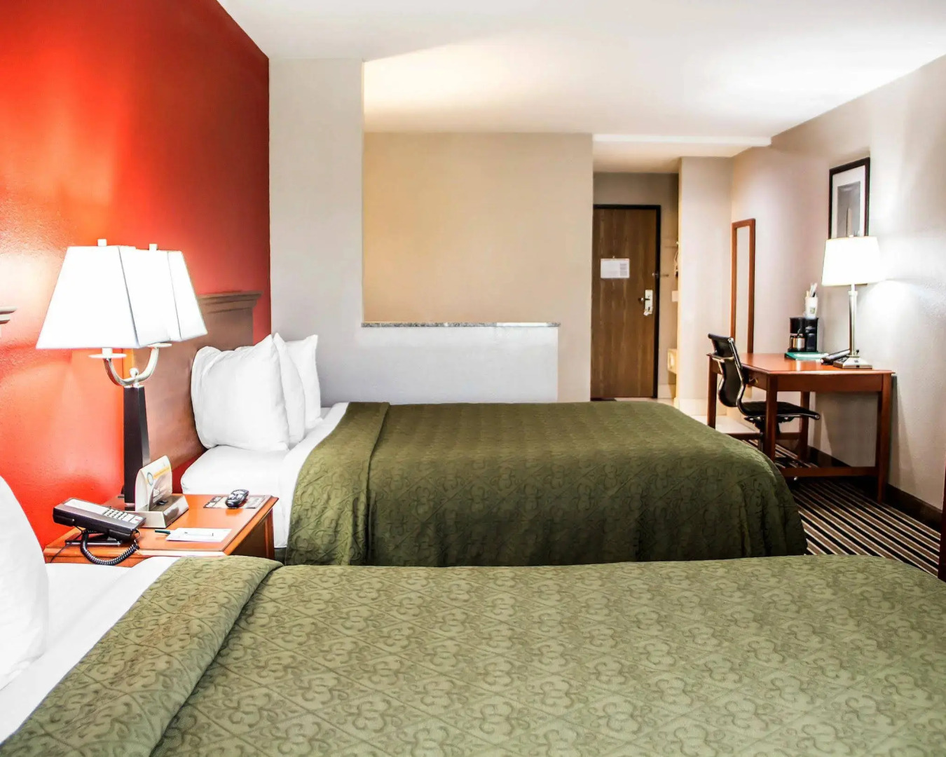 Quality Suites Tulsa I-44