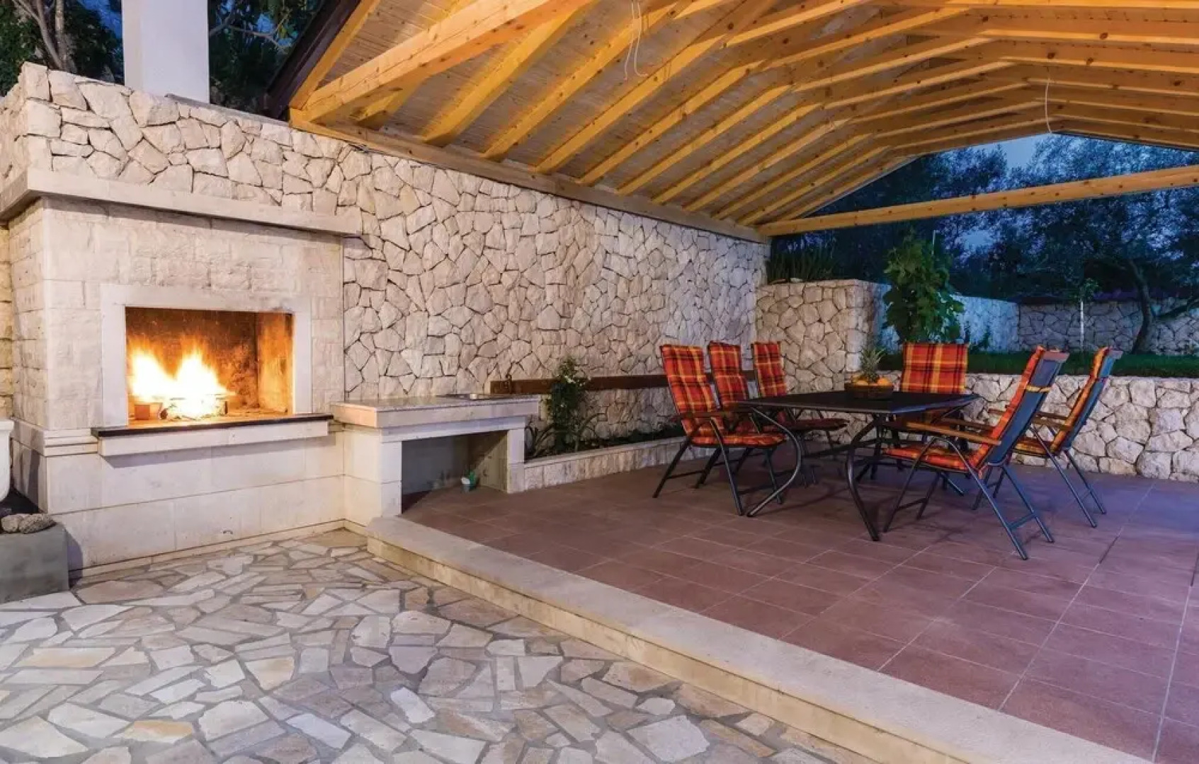 Stunning Home in Bacina With 4 Bedrooms, Wifi and Outdoor Swimming Pool