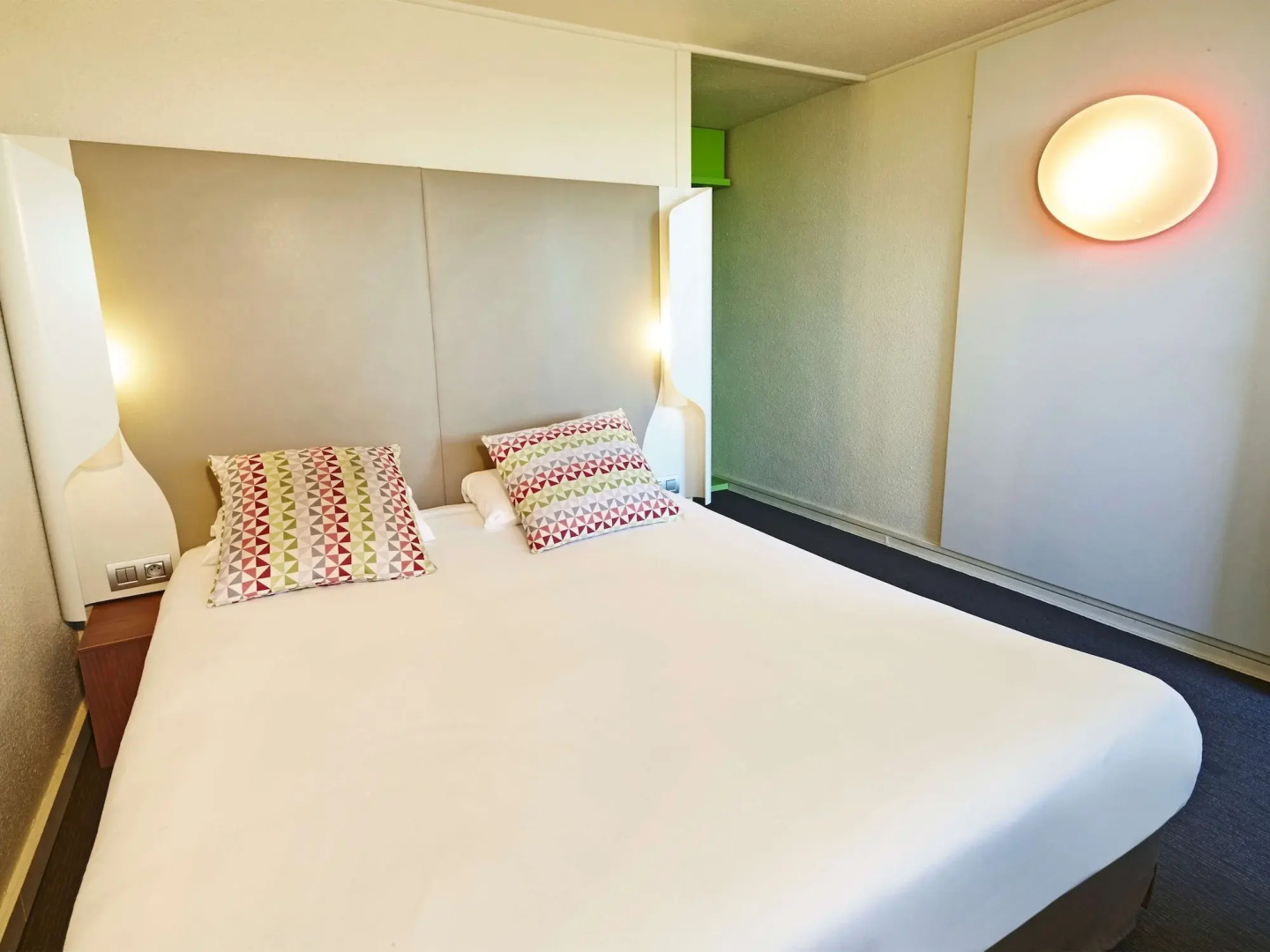 Kyriad PARIS NORD  Ecouen La Croix Verte