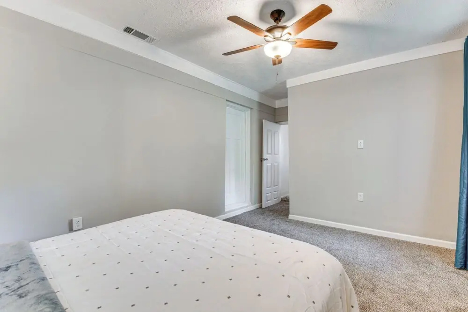 Chic College Park Cottage ~ 2 Mi to Main Street!