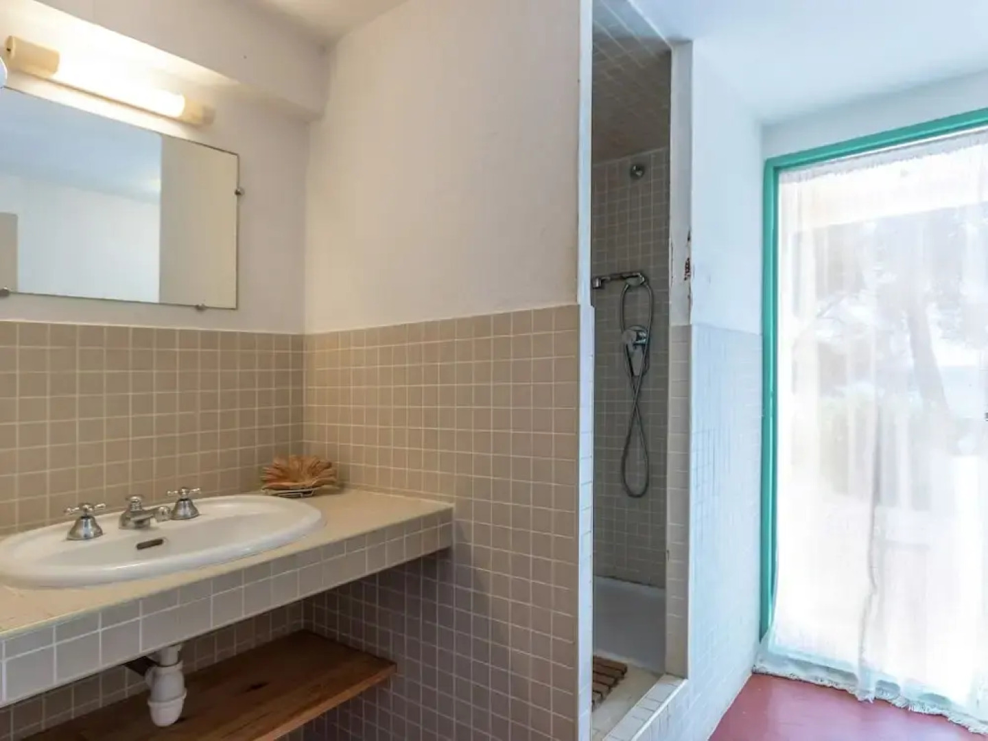 Beautiful Villa in Rayol-Canadel-sur-Mer near Sea