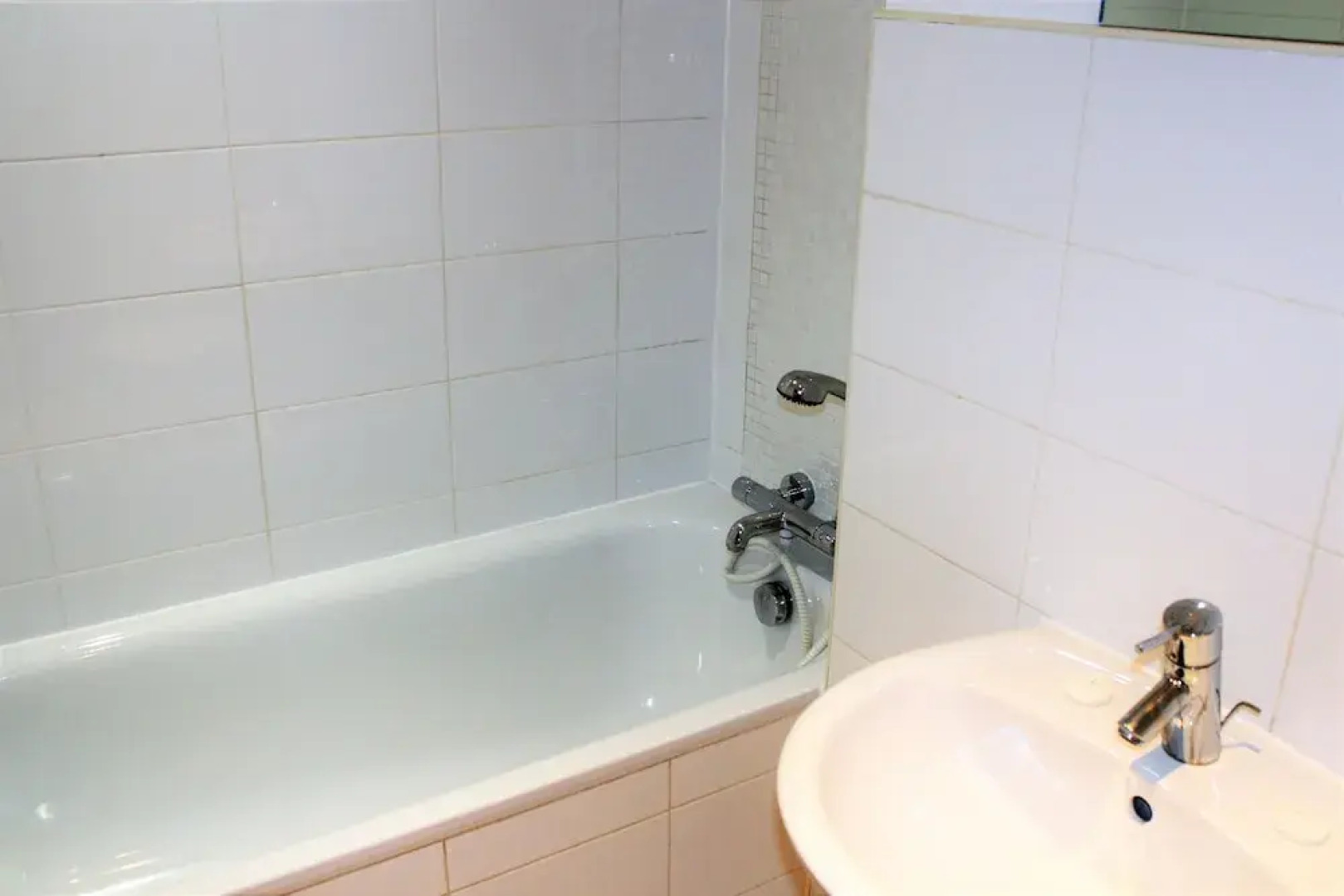 Quality City Apartments