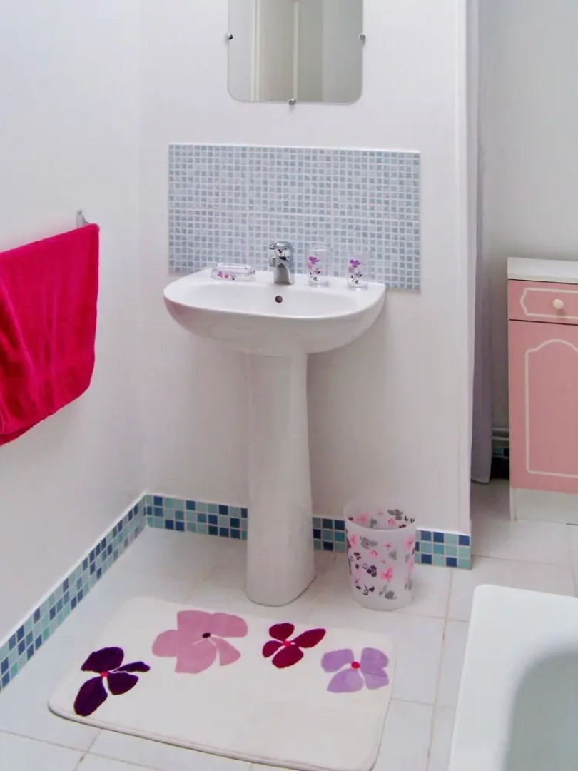 House With 2 Bedrooms in Aubevoye, With Furnished Terrace and Wifi - 94 km From the Beach