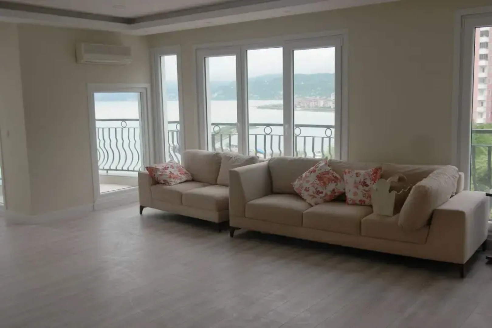 White Palace Residence