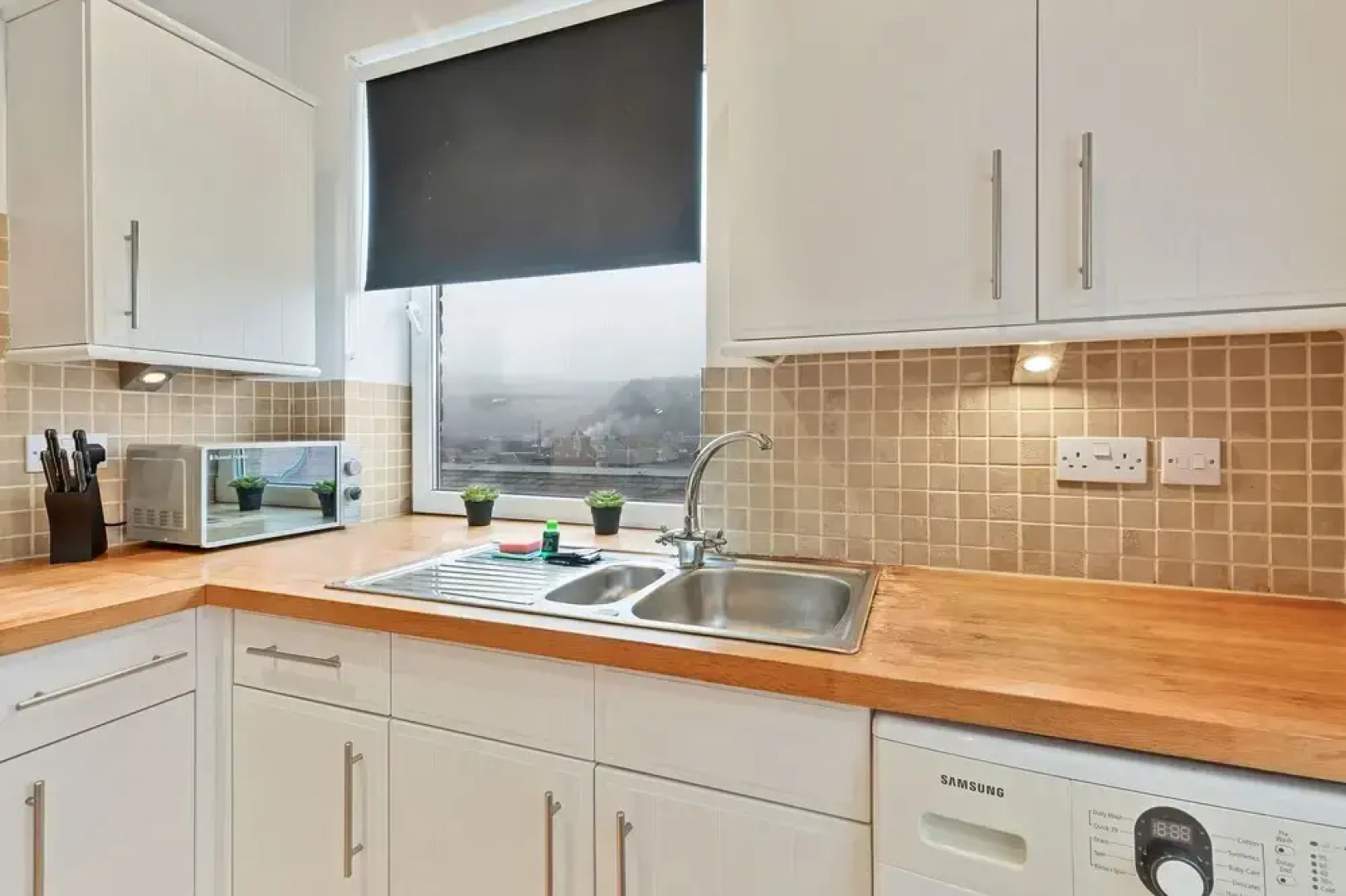 Chalk Cliff panoramic view apartment