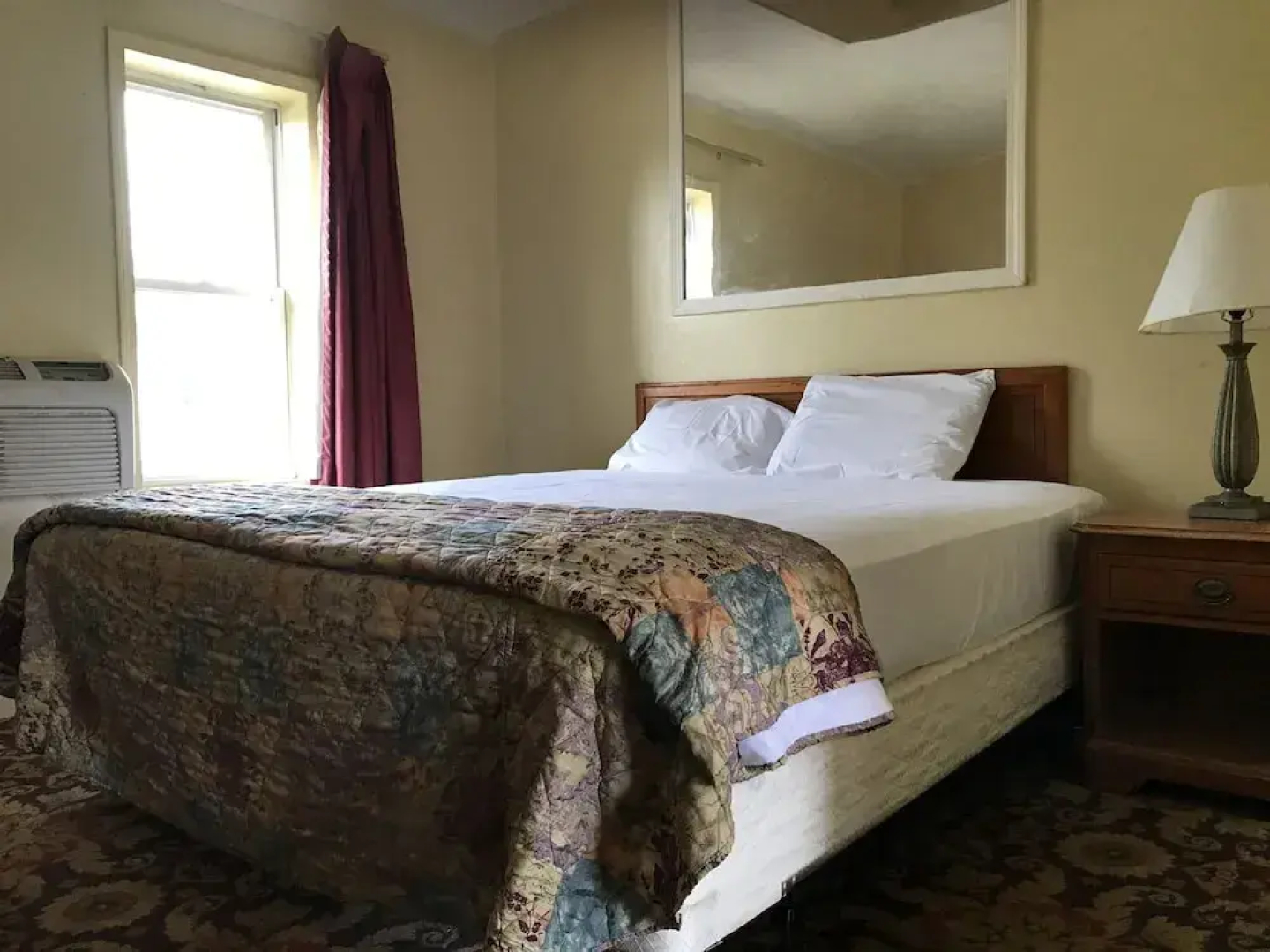 Presidential Inn & Suites