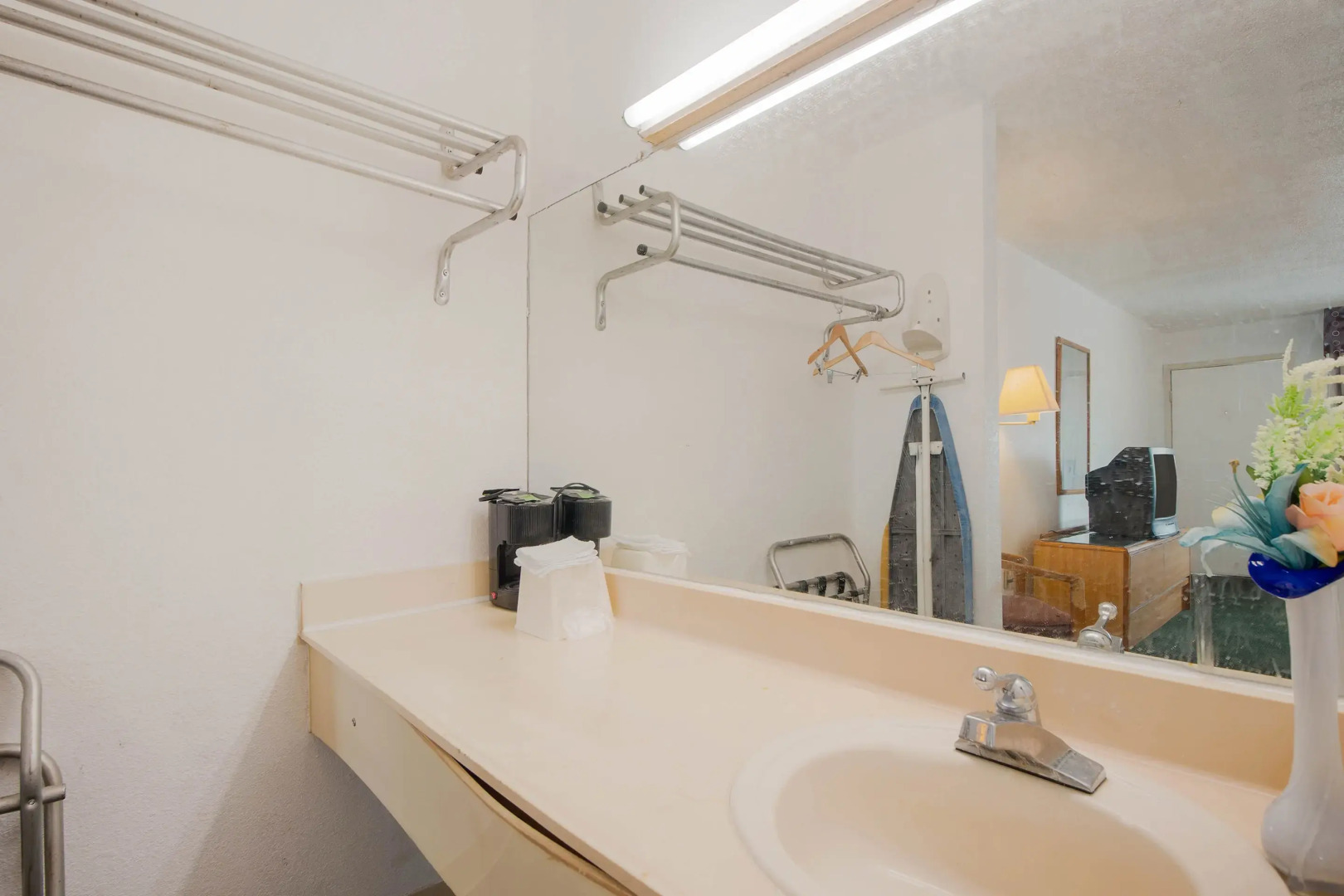 Hotel O Houston East Channelview I-10