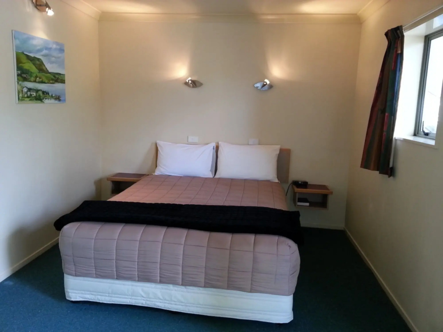 New Castle Motor Lodge