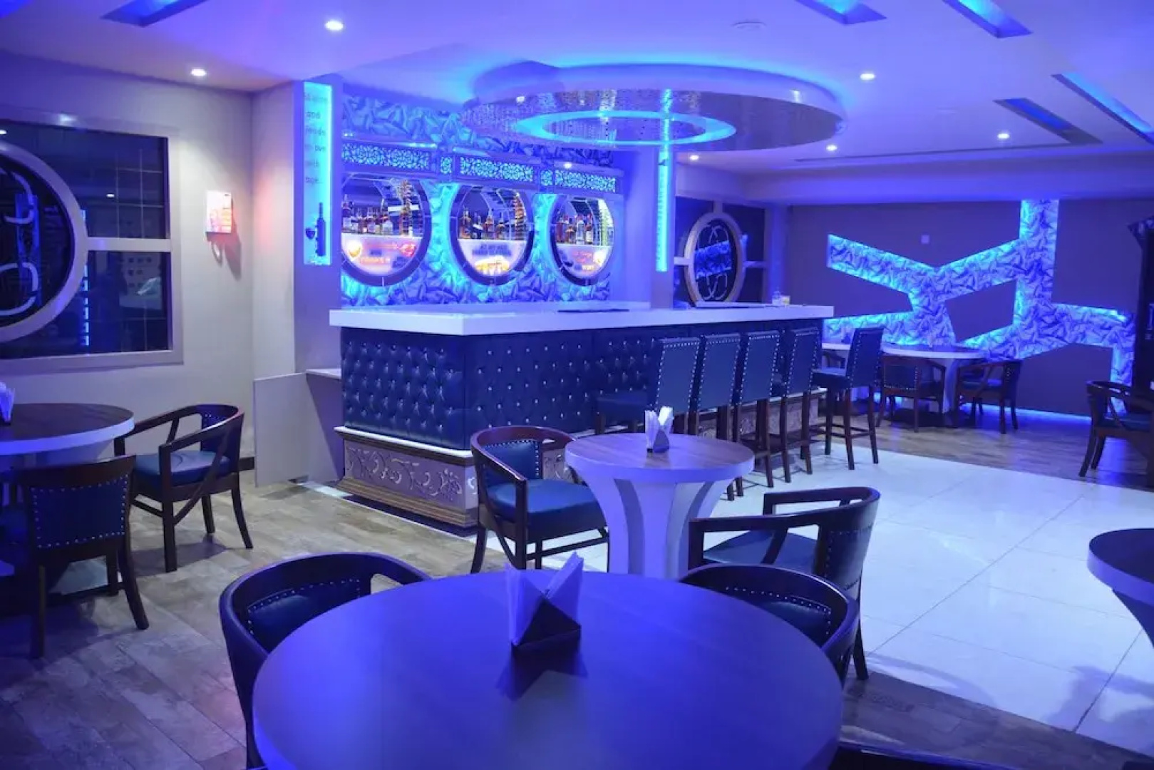 Hotel Ashish Continental