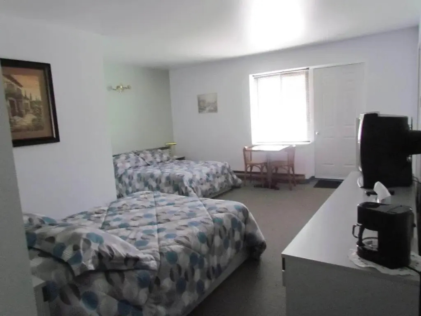 L Auberge et restaurant La Glacière