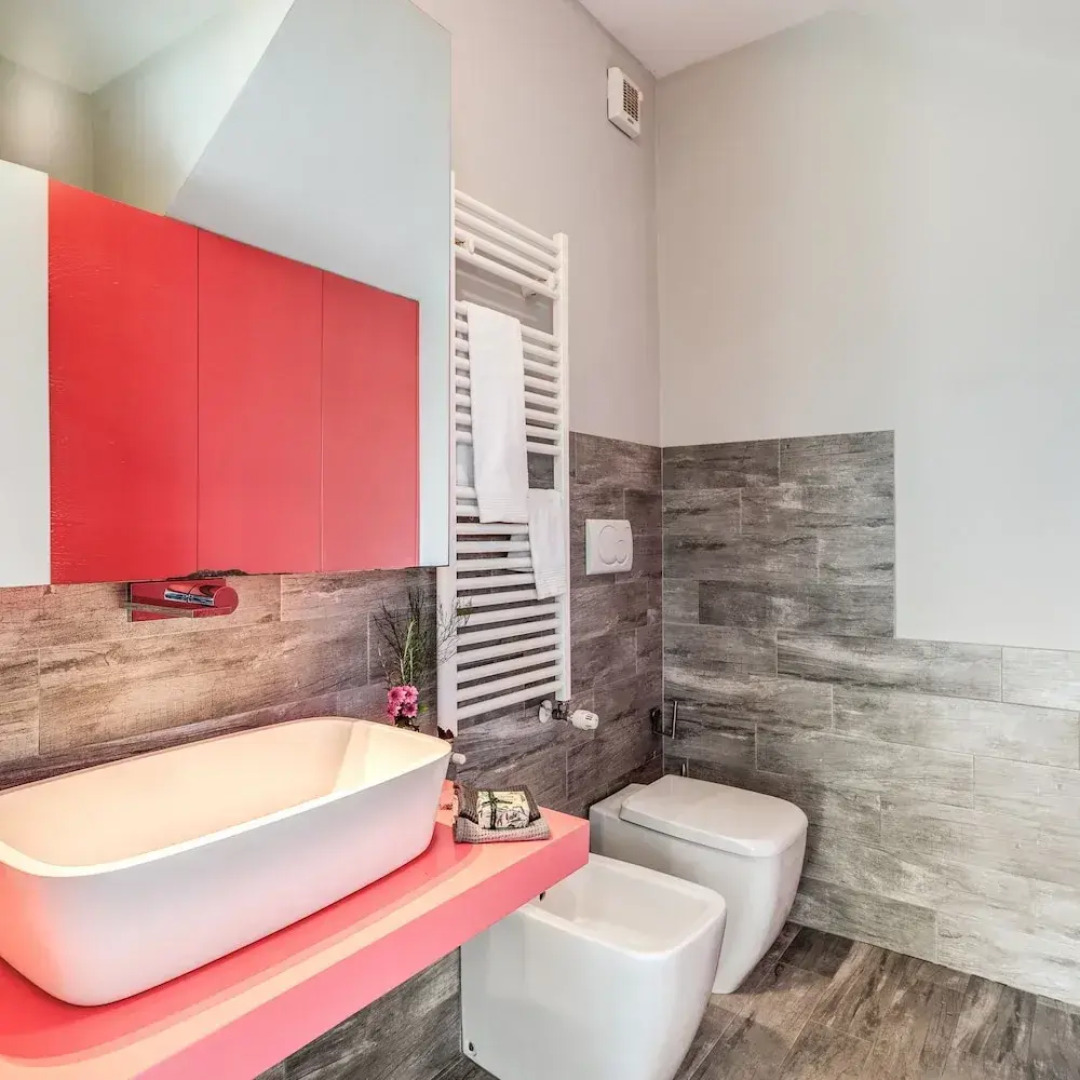 F Tale Country House