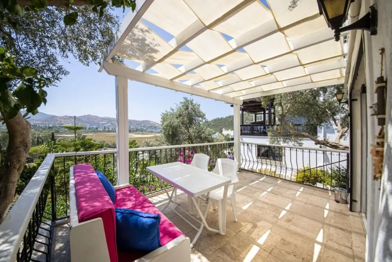 Lovely Flat With Pool and Nature View in Bodrum