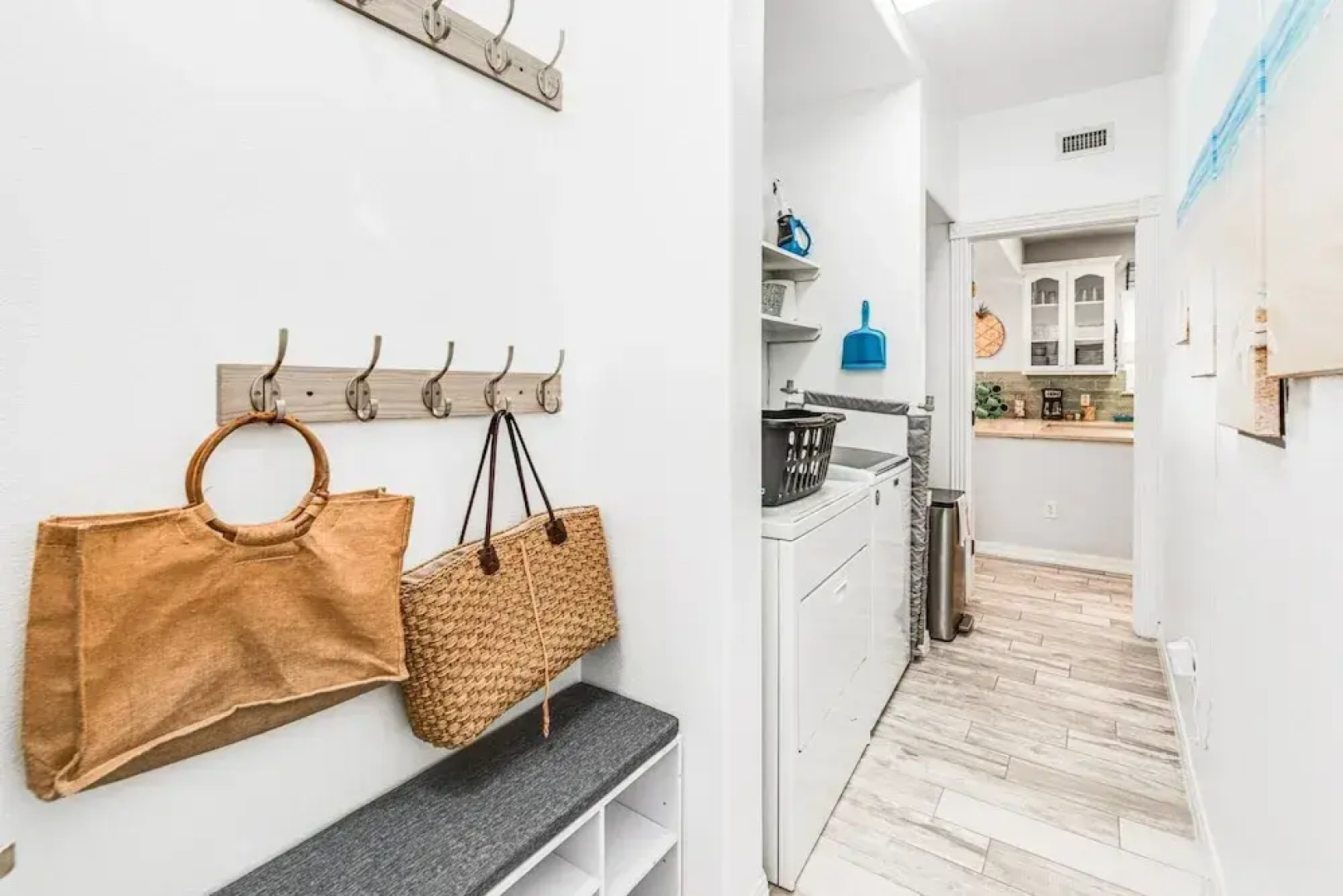 Blue Fin House- Pet Friendly & Boardwalk to the Beach!