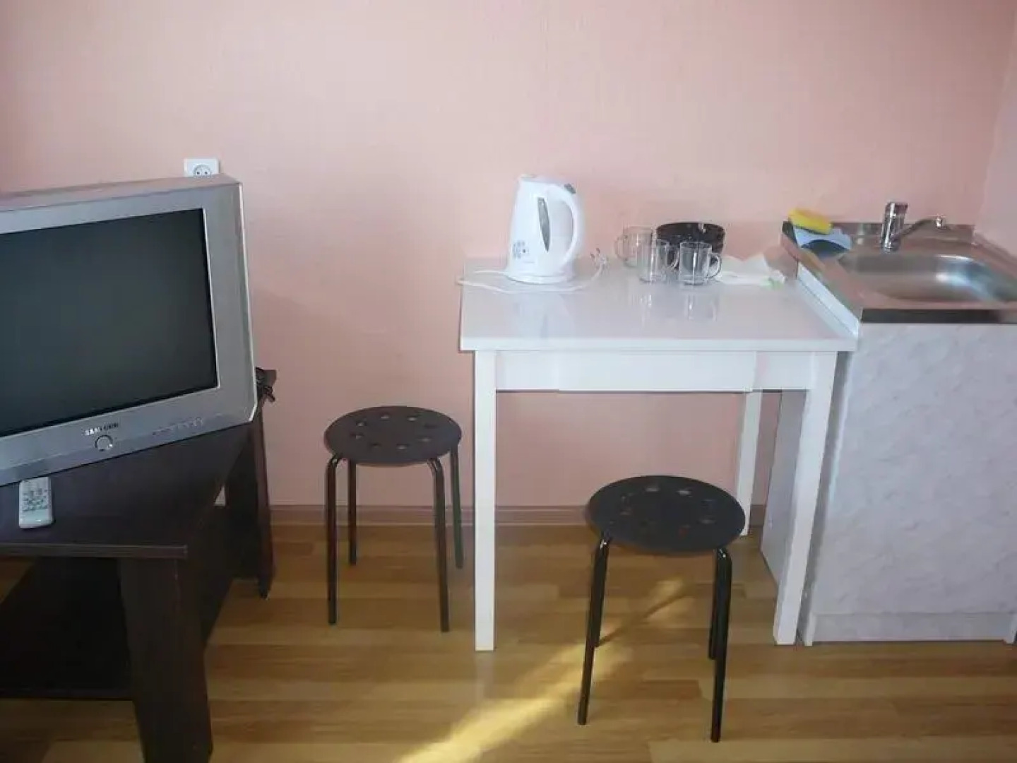 На Весенней