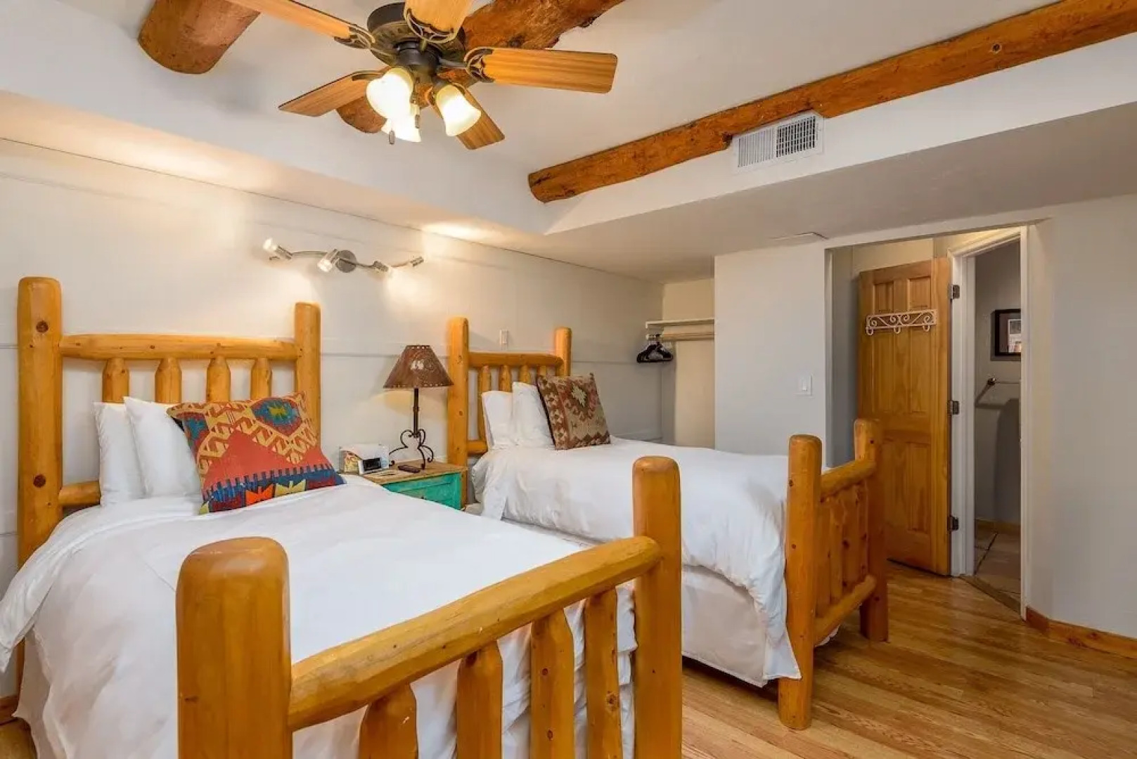 Full Circle Ranch 6 Bedroom Home